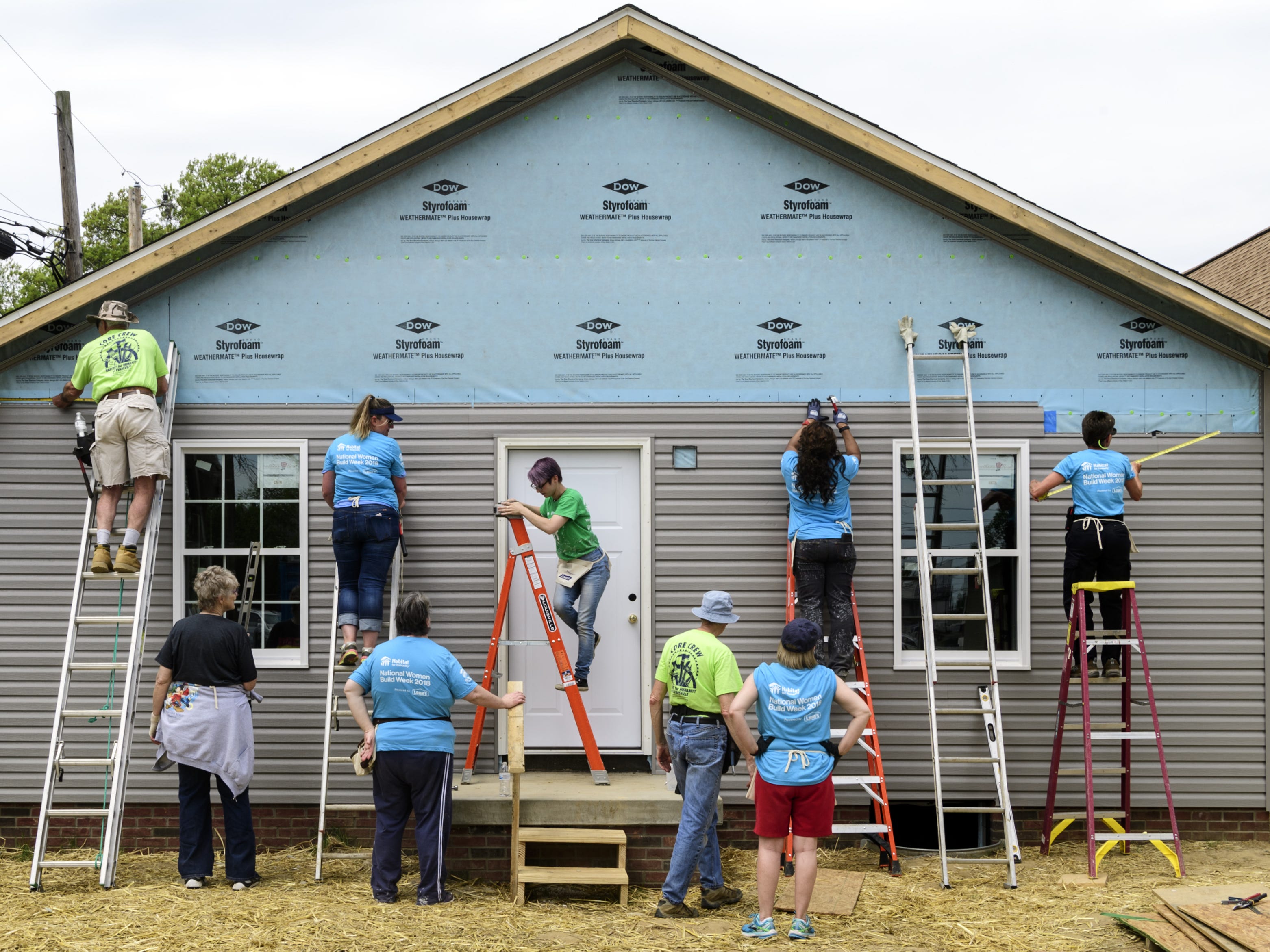 How Evansville's first Habitat for Humanity homeowner earned that home