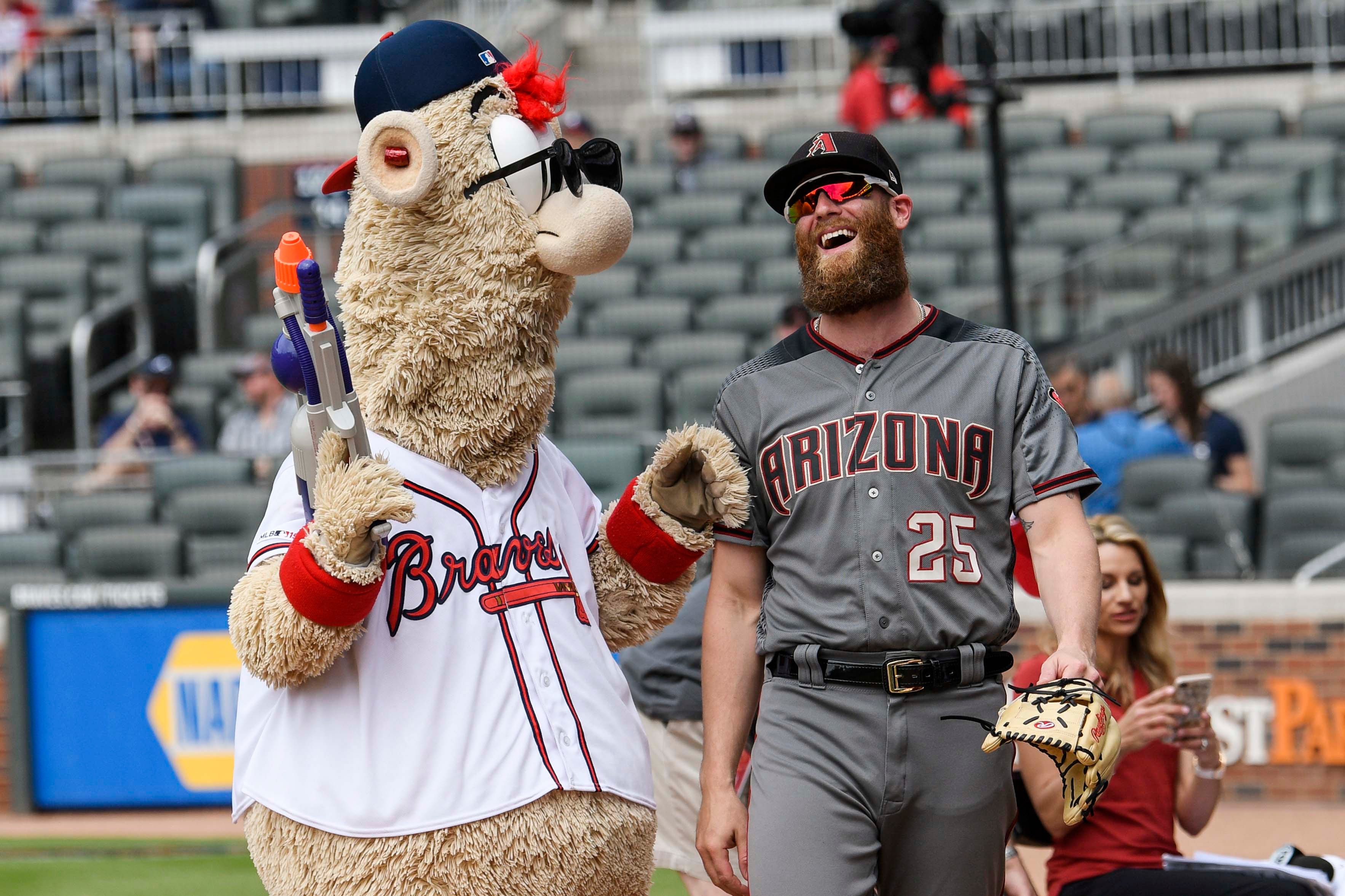 Atlanta Braves Mascot Name Flip Flop Fly Ballin Yeah Err That S Just Wrong Atlanta Braves