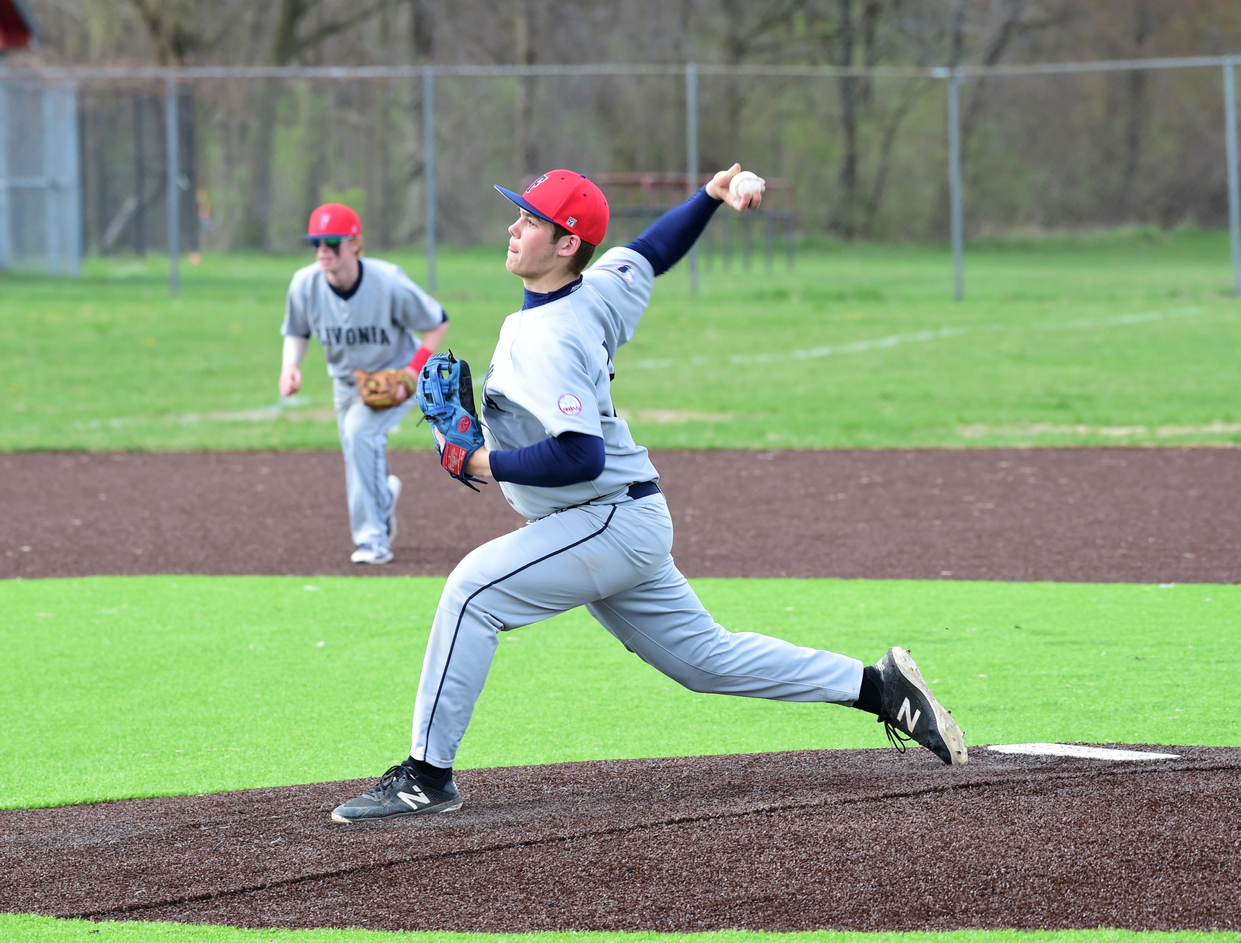 Livonia Stevenson baseball beats Salem in KLAA meeting