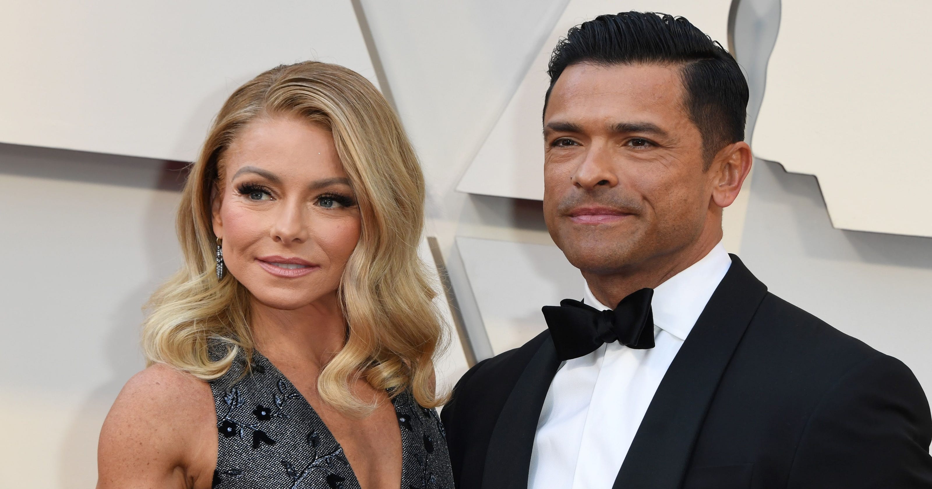 Kelly Ripas Love Mark Consuelos Just Getting Marriage After 23 Years 5075
