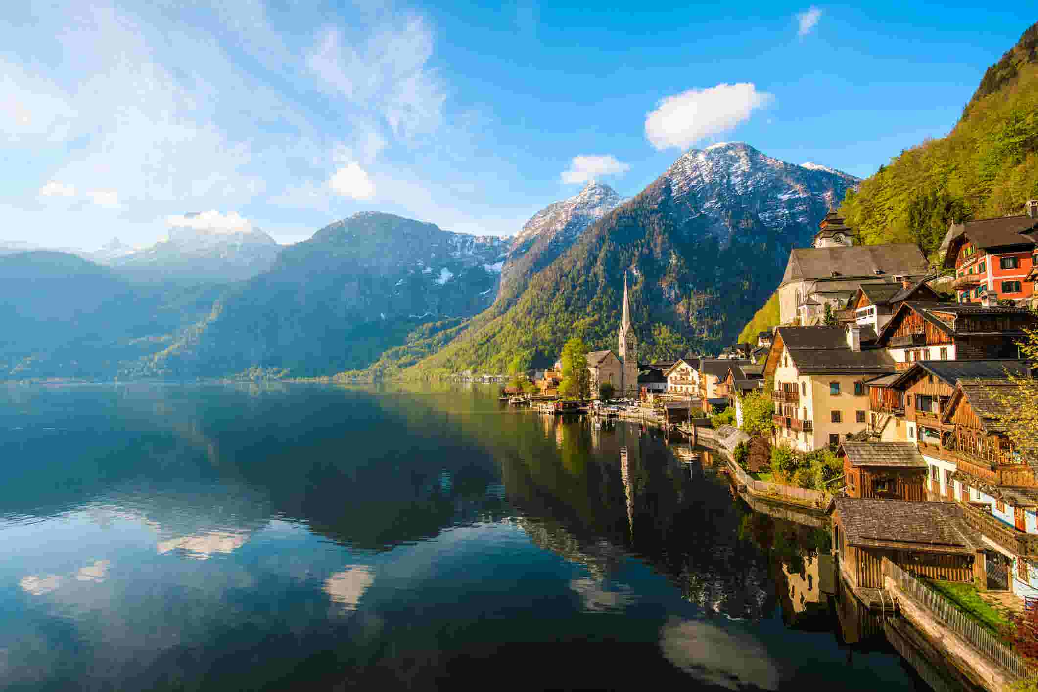 these-are-10-of-the-most-beautiful-lakes-in-europe