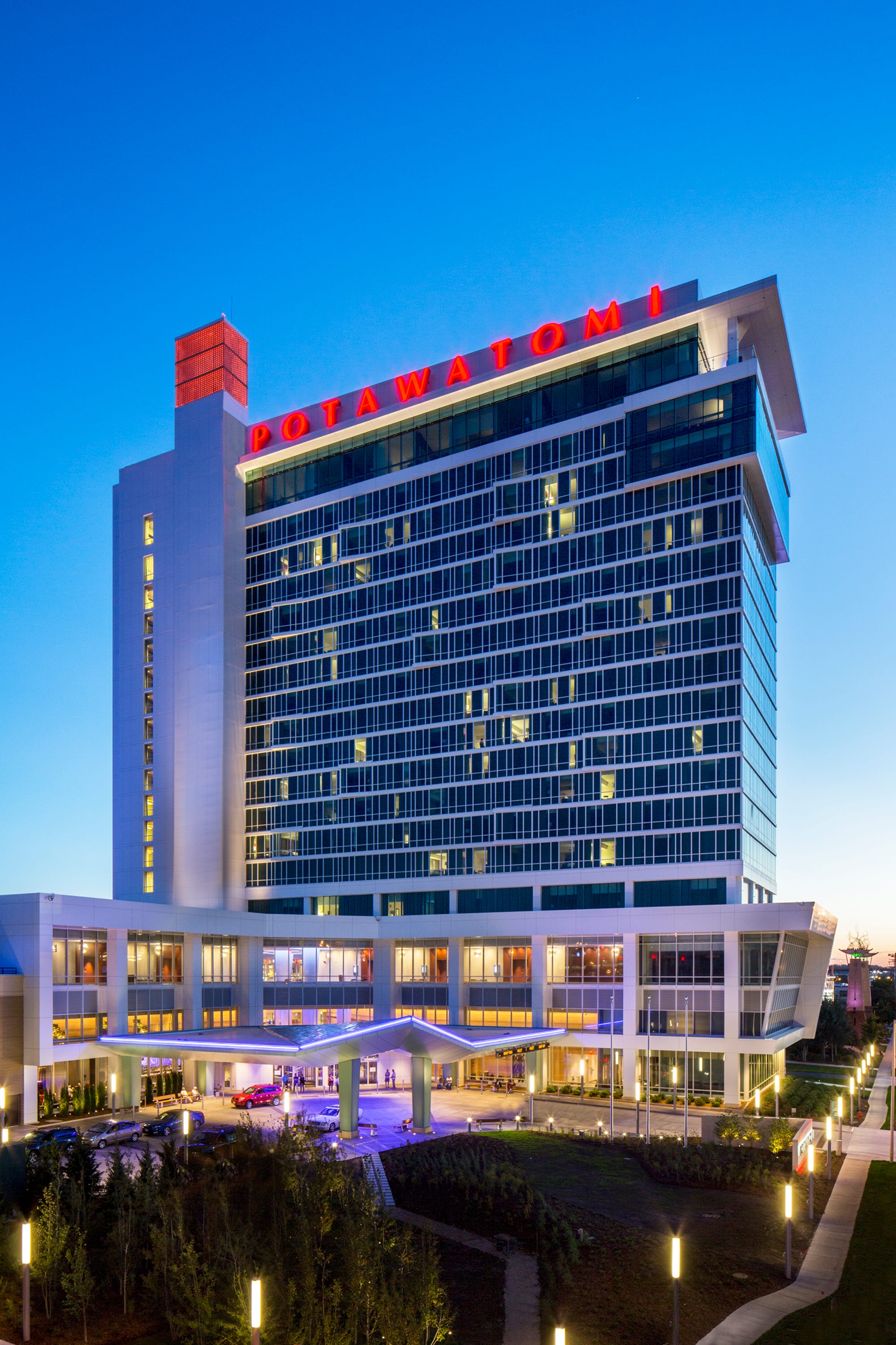 hotels near potawatomi casino under 200 dollars