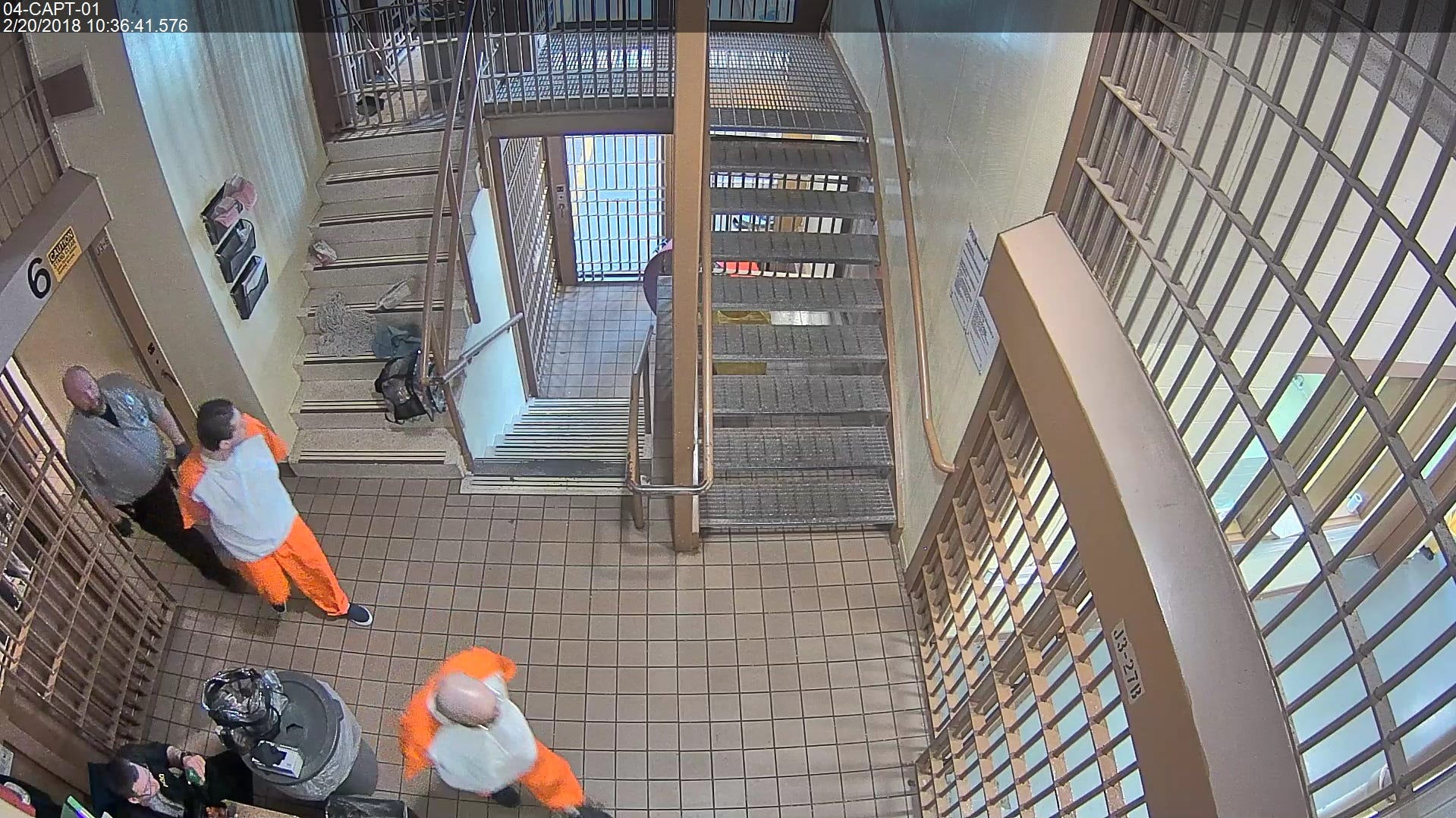GRAPHIC VIDEO Surveillance video shows inmates attack, stab guard
