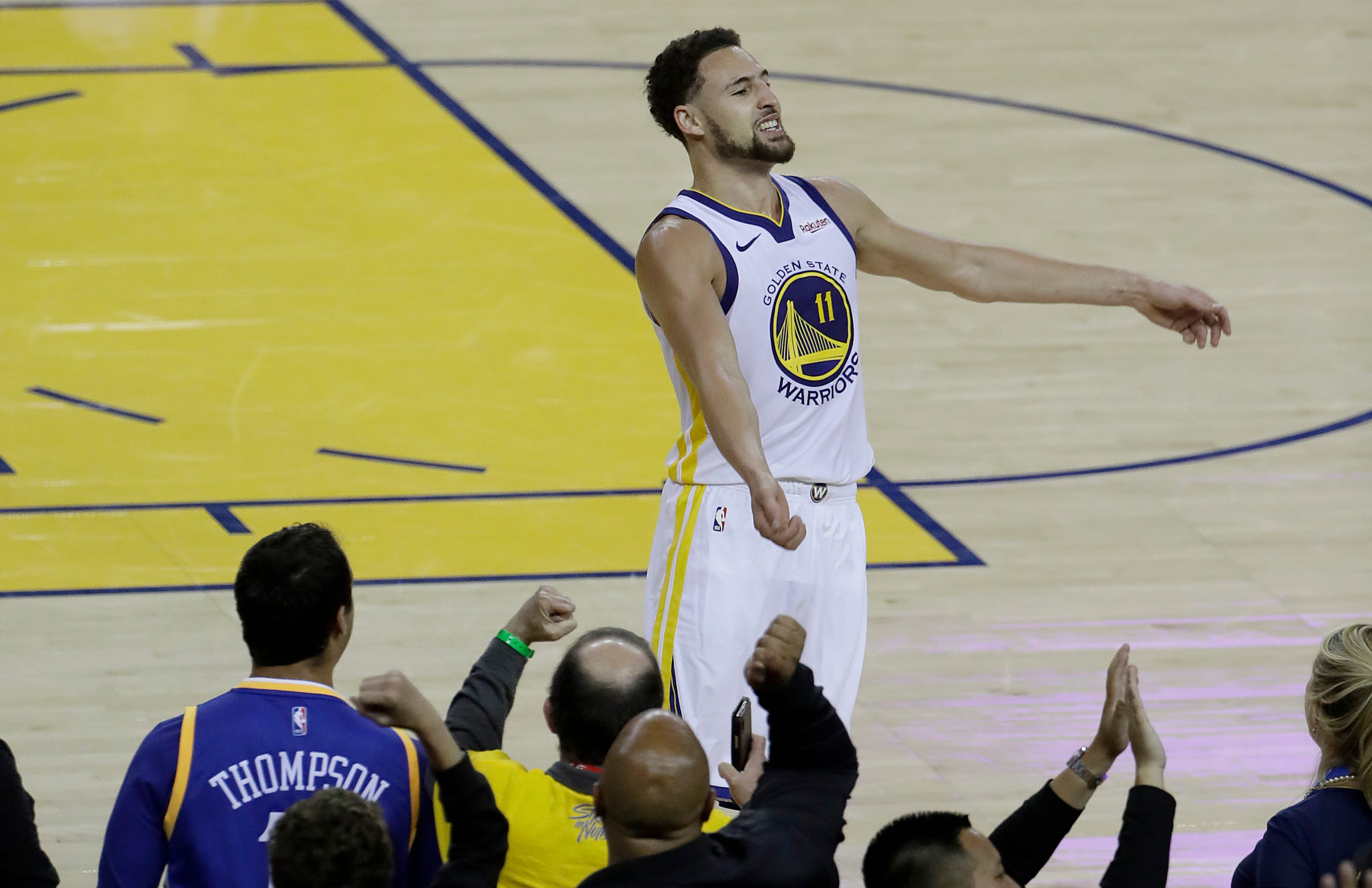 Tuesday's NBA playoffs: Curry, Warriors take Game 1 in Western