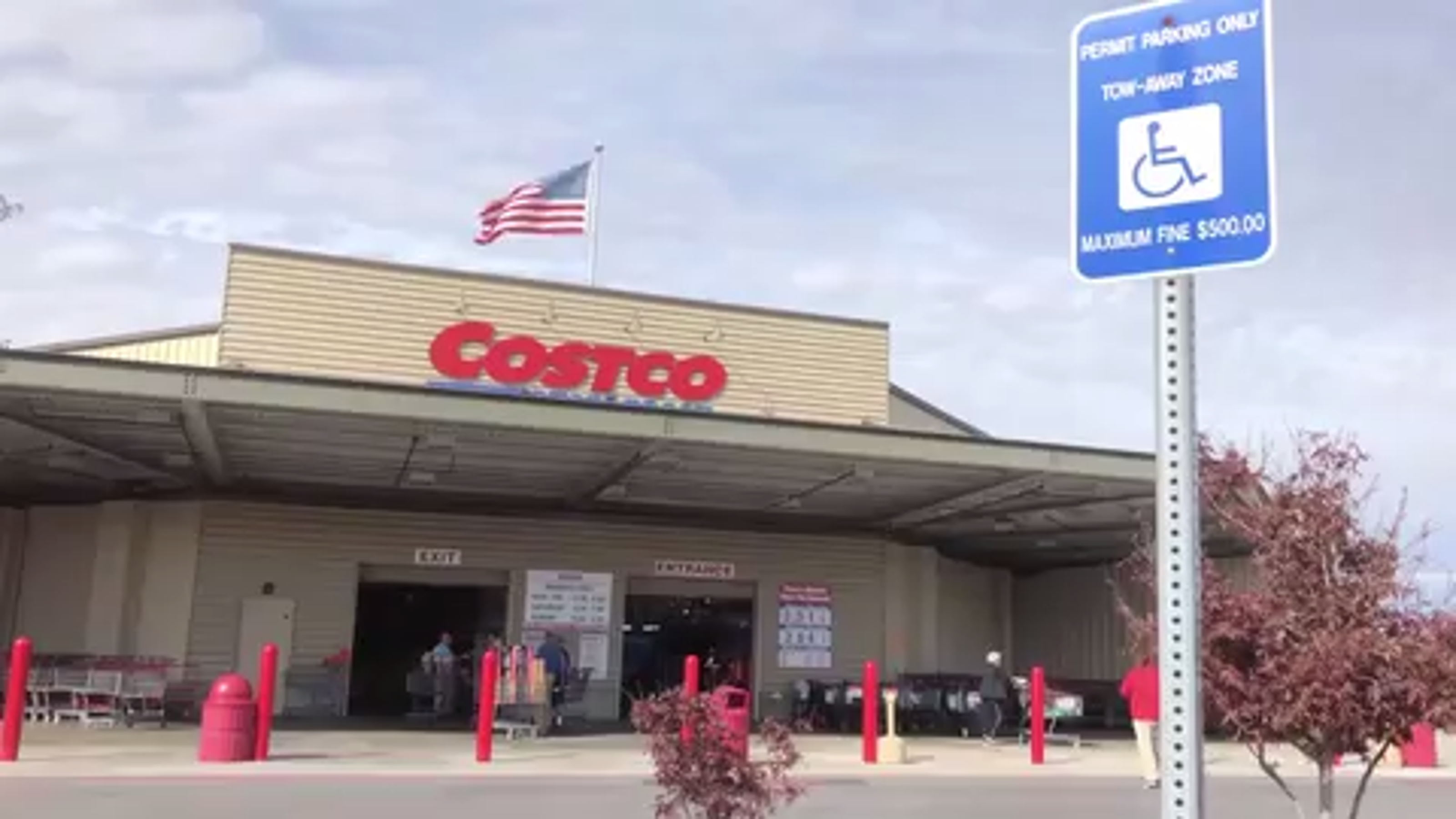 a-costco-manager-s-annual-salary-may-surprise-you