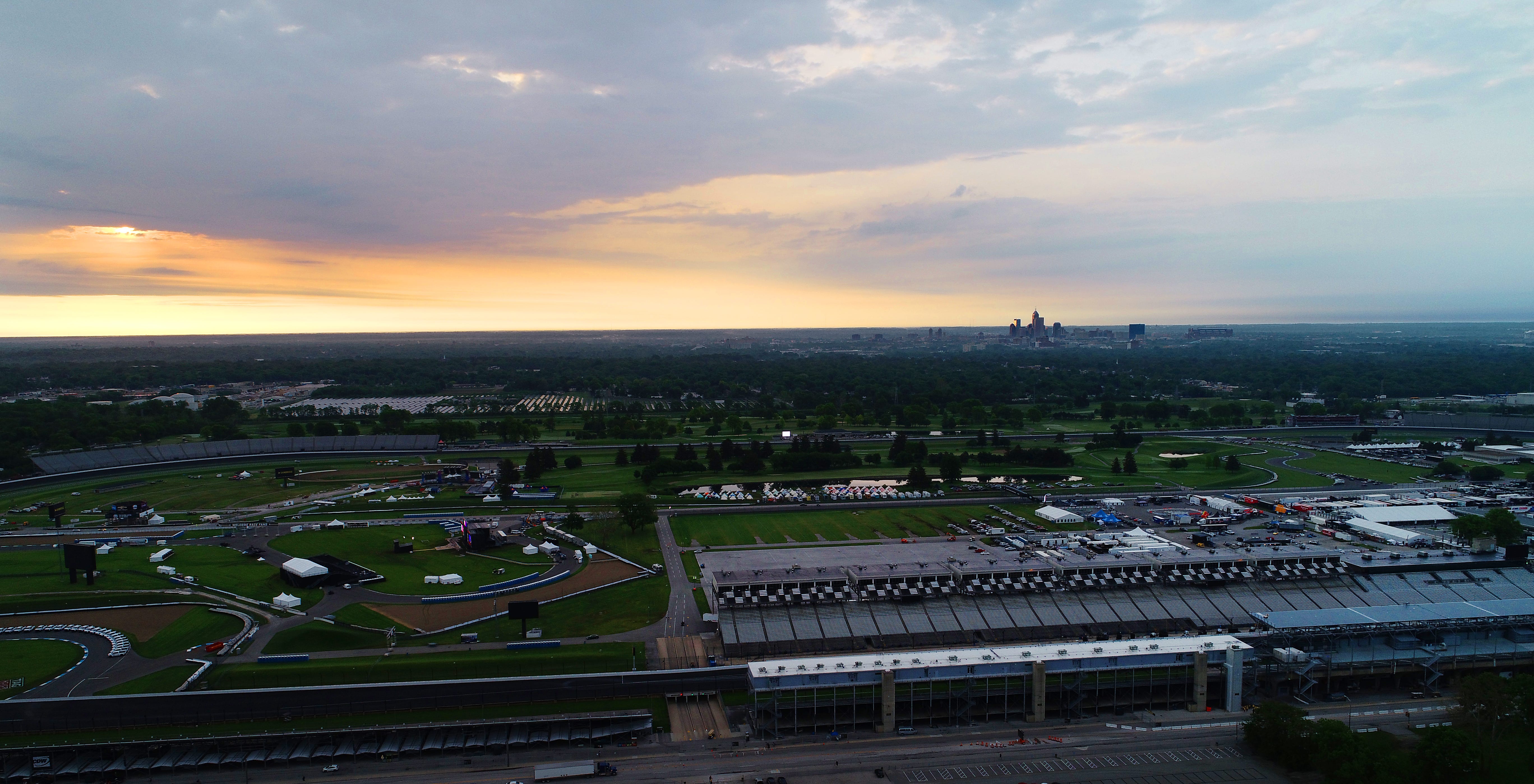 Indy 500 Weather Rain At Indianapolis Motor Speedway Is Possible