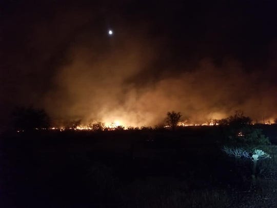 Dove Fire near Surprise 30% contained, more aircraft to be sent