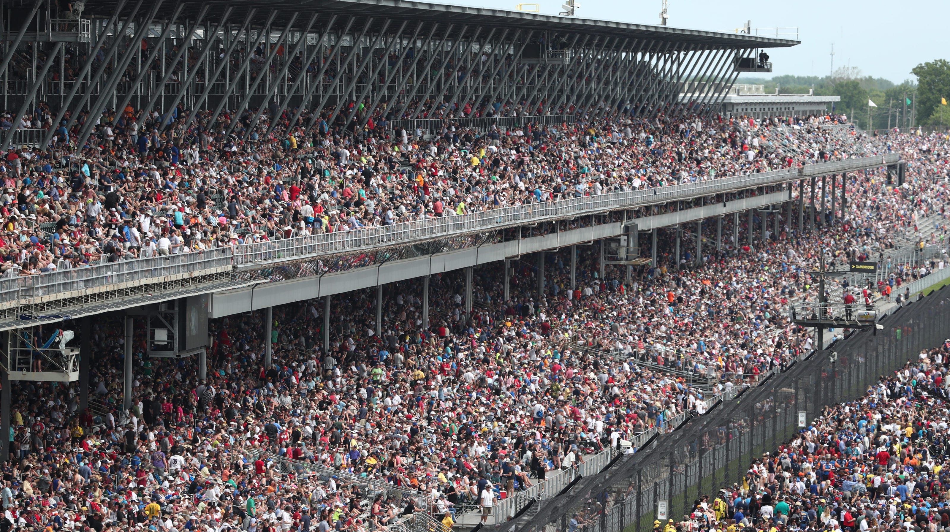 Indy 500 crowd Attendance down from 2018