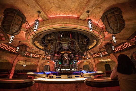 Oga's Cantina: Star Wars Bar In Disney World Galaxy's Edge - Smart