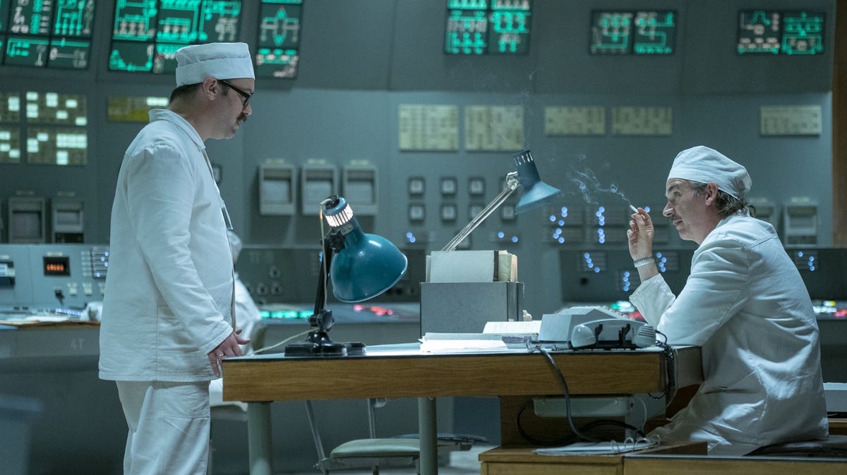 Akimov (Sam Troughten) and Anatoly Dyatlov (Paul Ritter) in the Chernobyl control room before the accident.