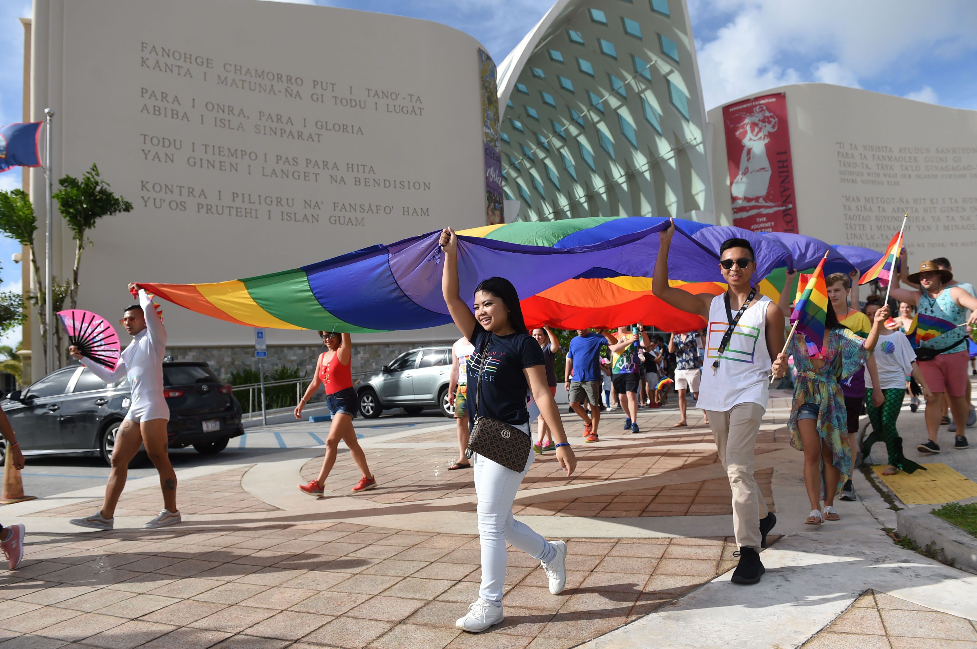 Same-sex couple from Japan makes Guam their wedding place | Local News |  guampdn.com