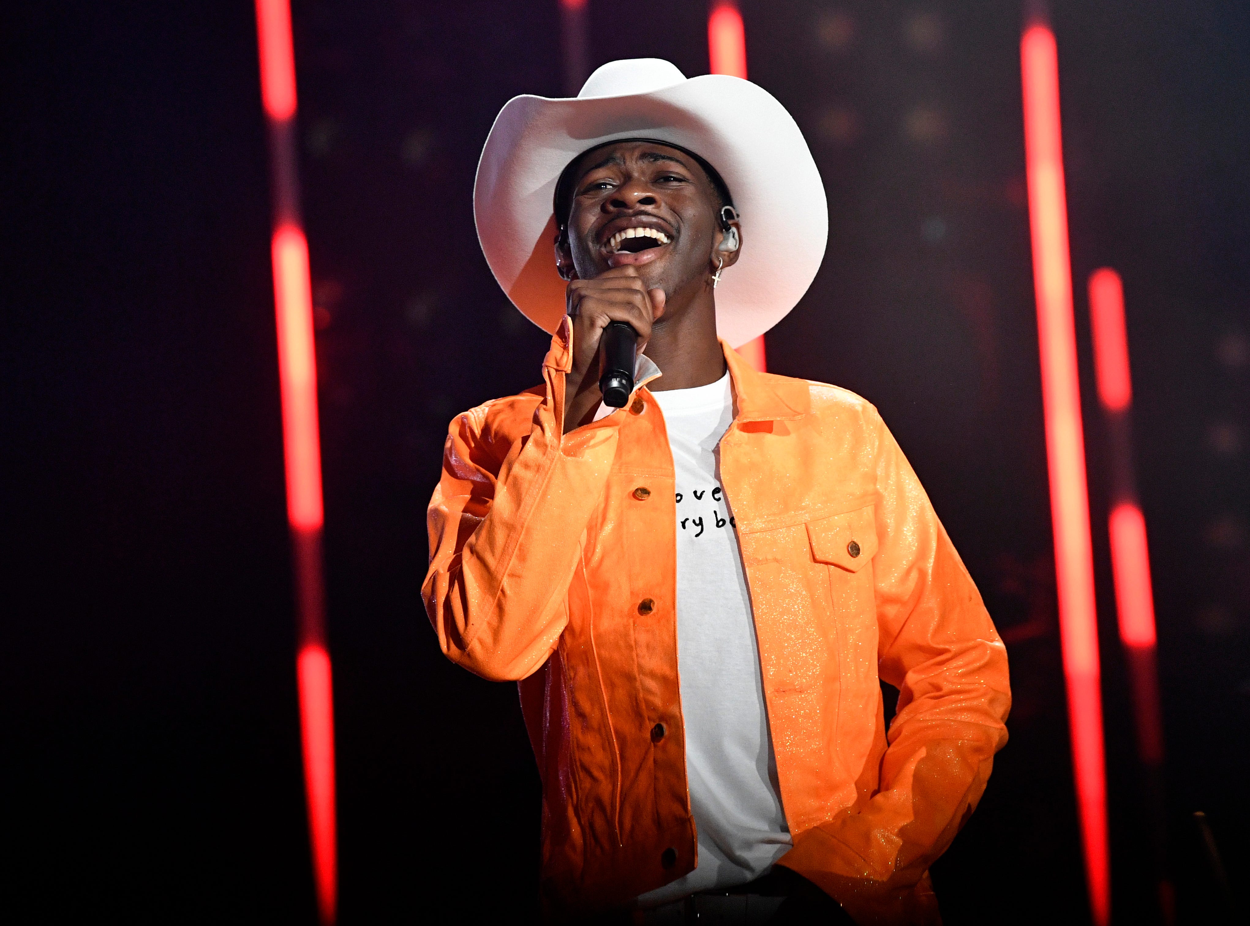 old-town-road-is-second-country-song-to-earn-diamond-certification