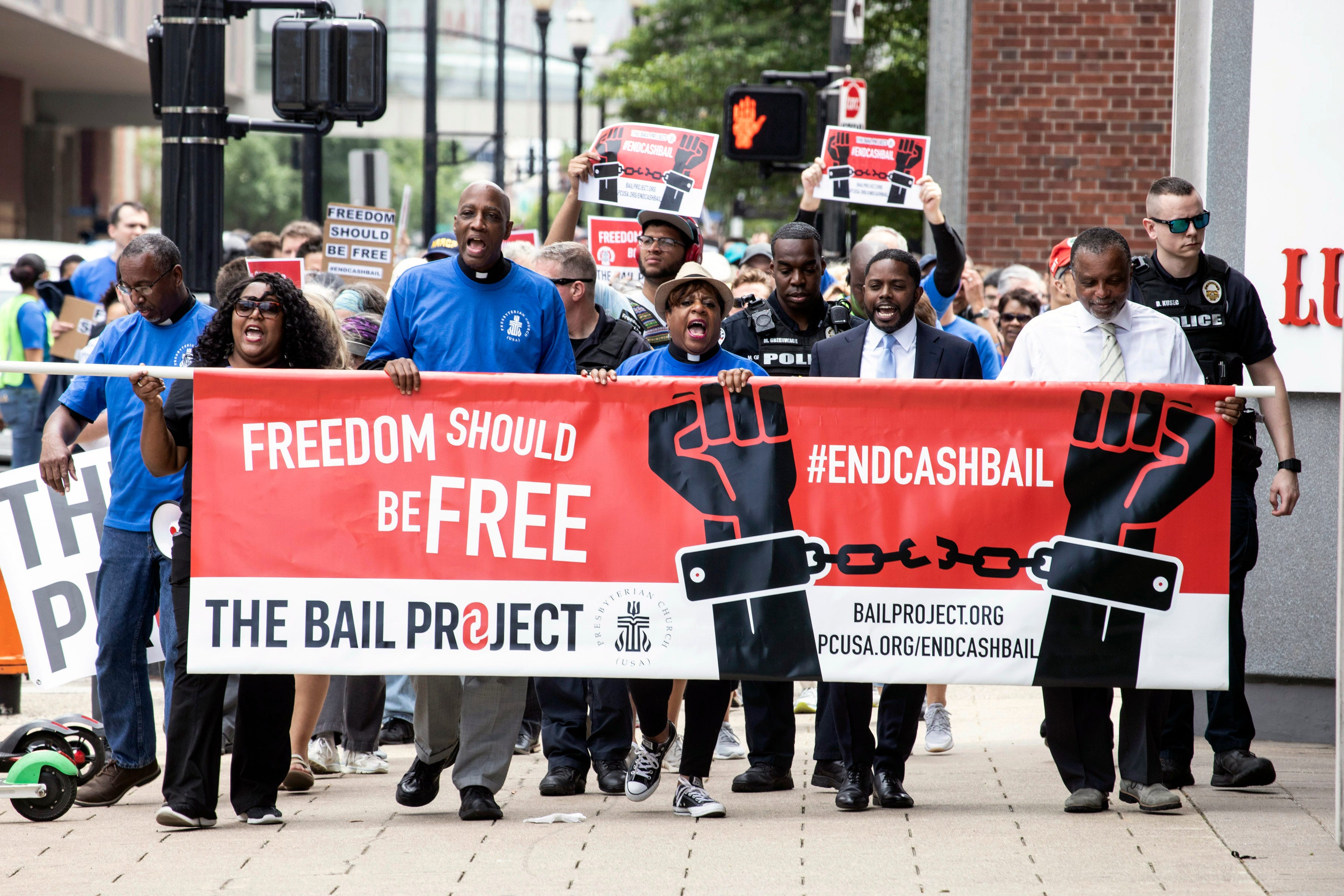 cash-bail-means-long-jail-waits-in-ms-group-raising-bail-money