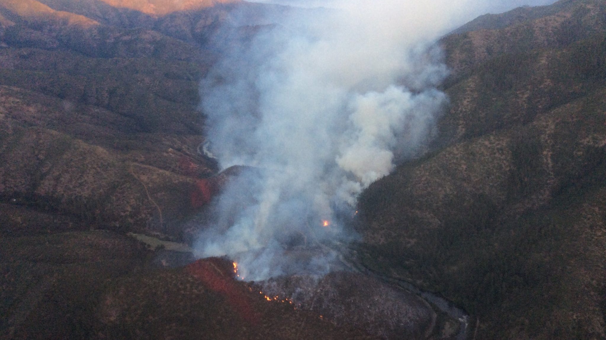 Lumgrey Fire in Siskiyou County prompts evacuation, Cal Fire assists