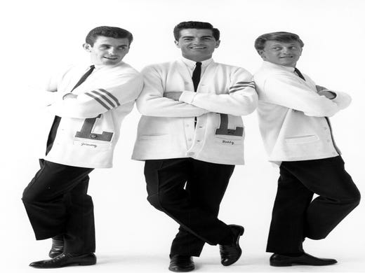 ONE TIME USE ONLY CIRCA 1961: Pop Singing Group "The Lettermen" pose for promotional photo circa 1961. Left to right - Jim Pike, Bob Engemann, Tony Butala. (Photo by Michael Ochs Archives/Getty Images)