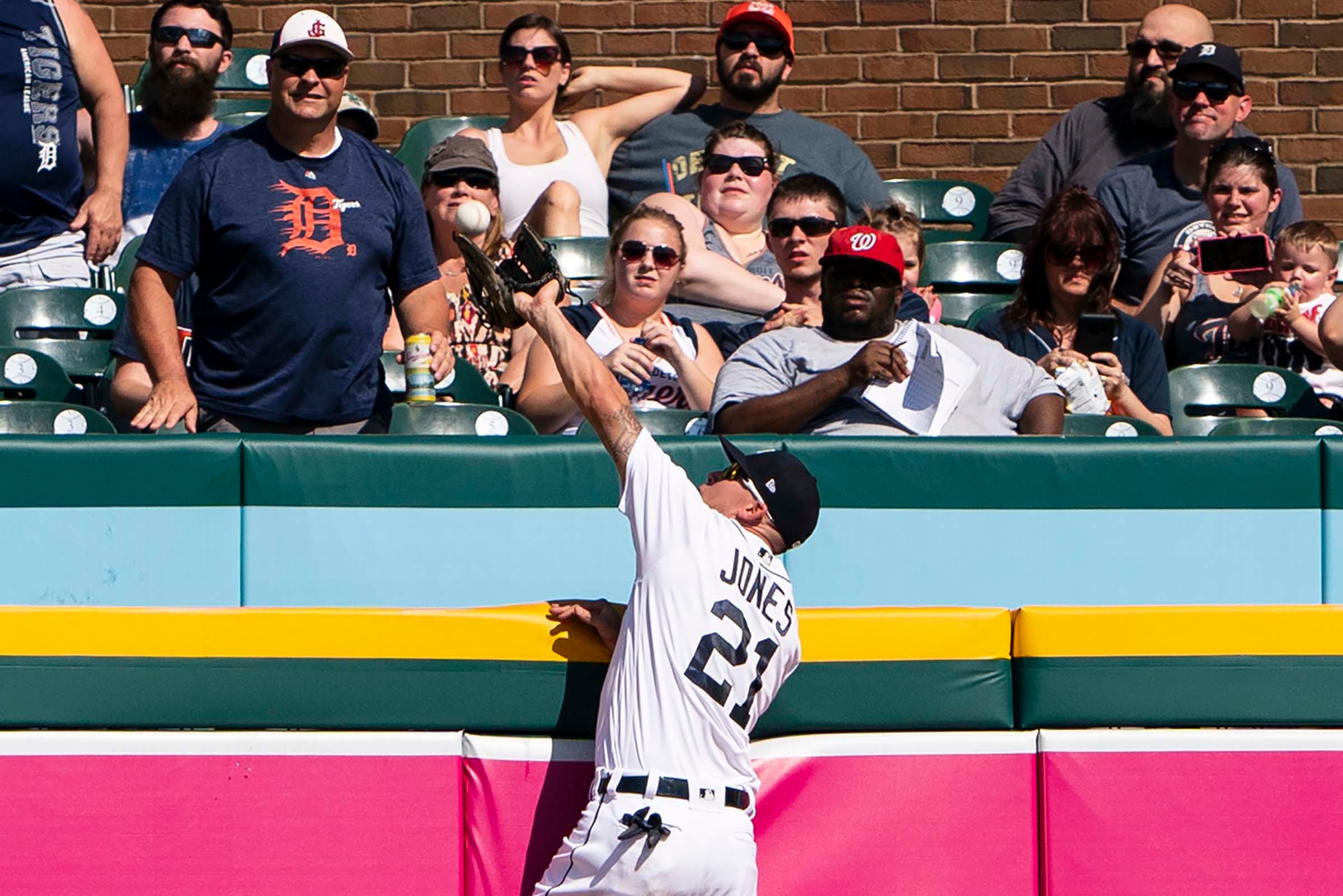 jacoby jones jersey tigers