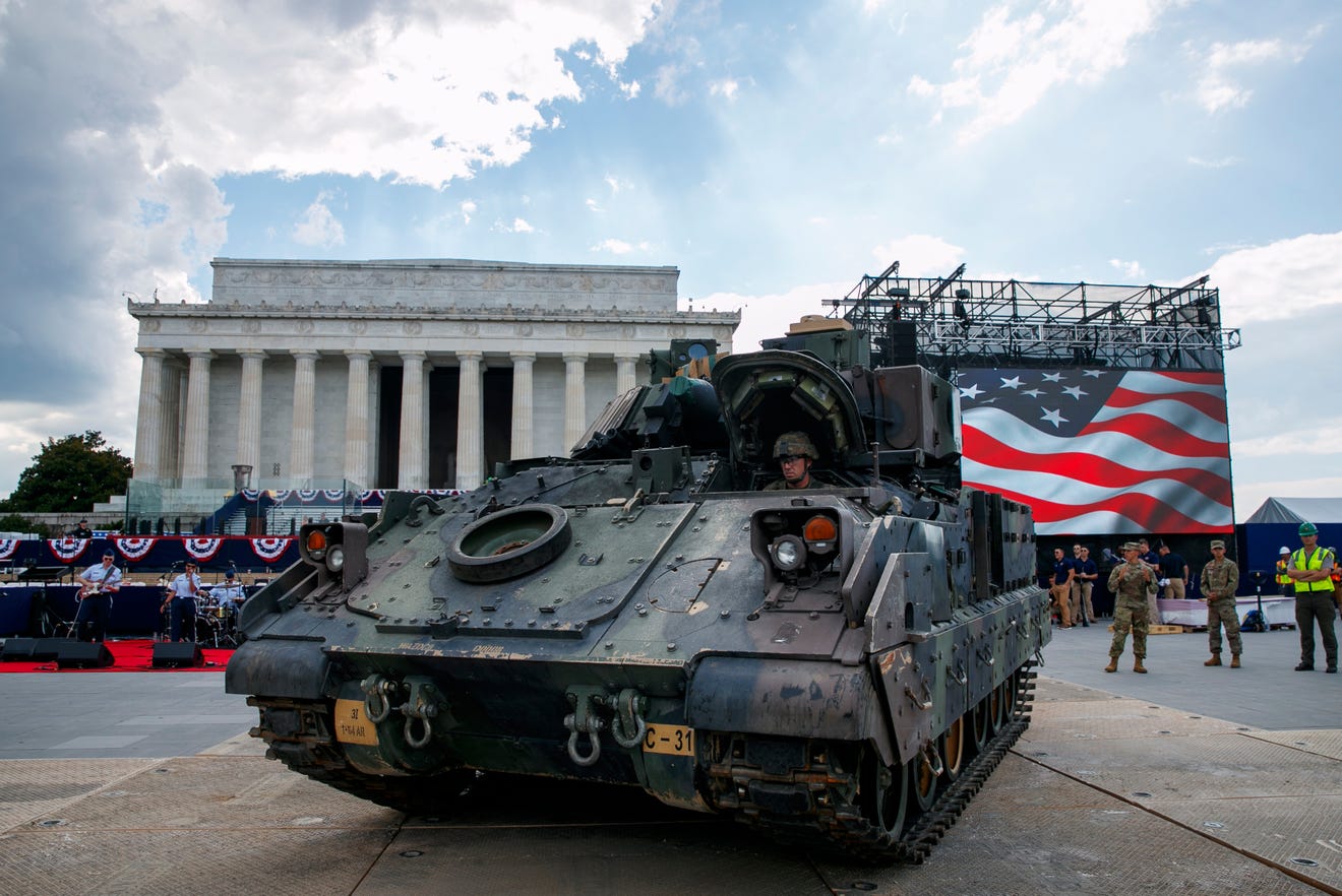 images of trumps military planes and tanks july 4th parade