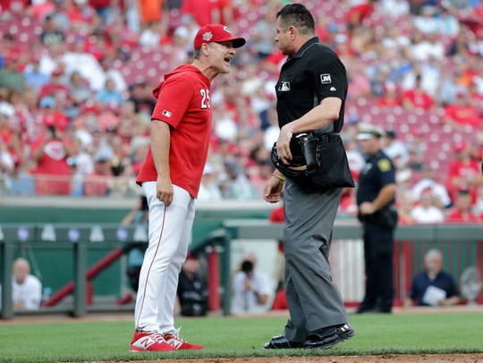 Cincinnati Reds Manager David Bell Eugenio Suárez Ejected