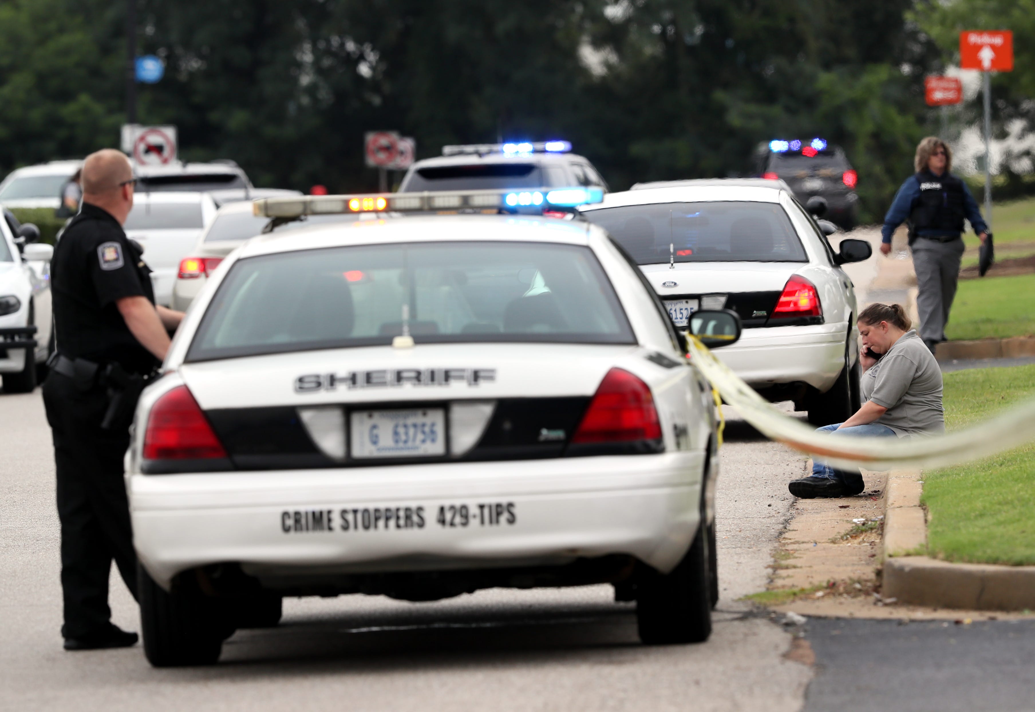 Walmart Shooting In Southaven, MS: Witnesses Describe 'pandemonium'