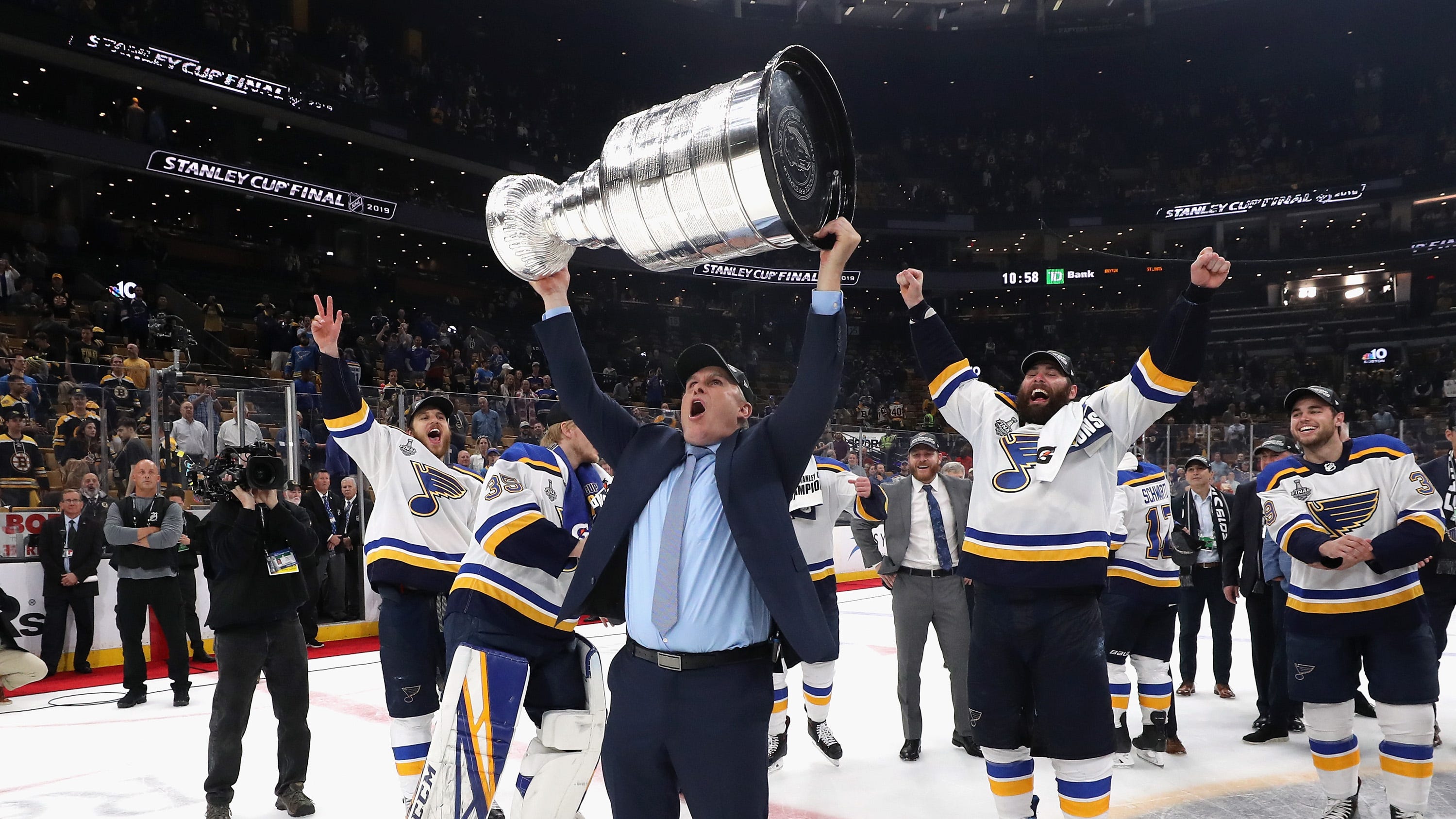 NHL coaches being fired at alarming rate; why is it happening?