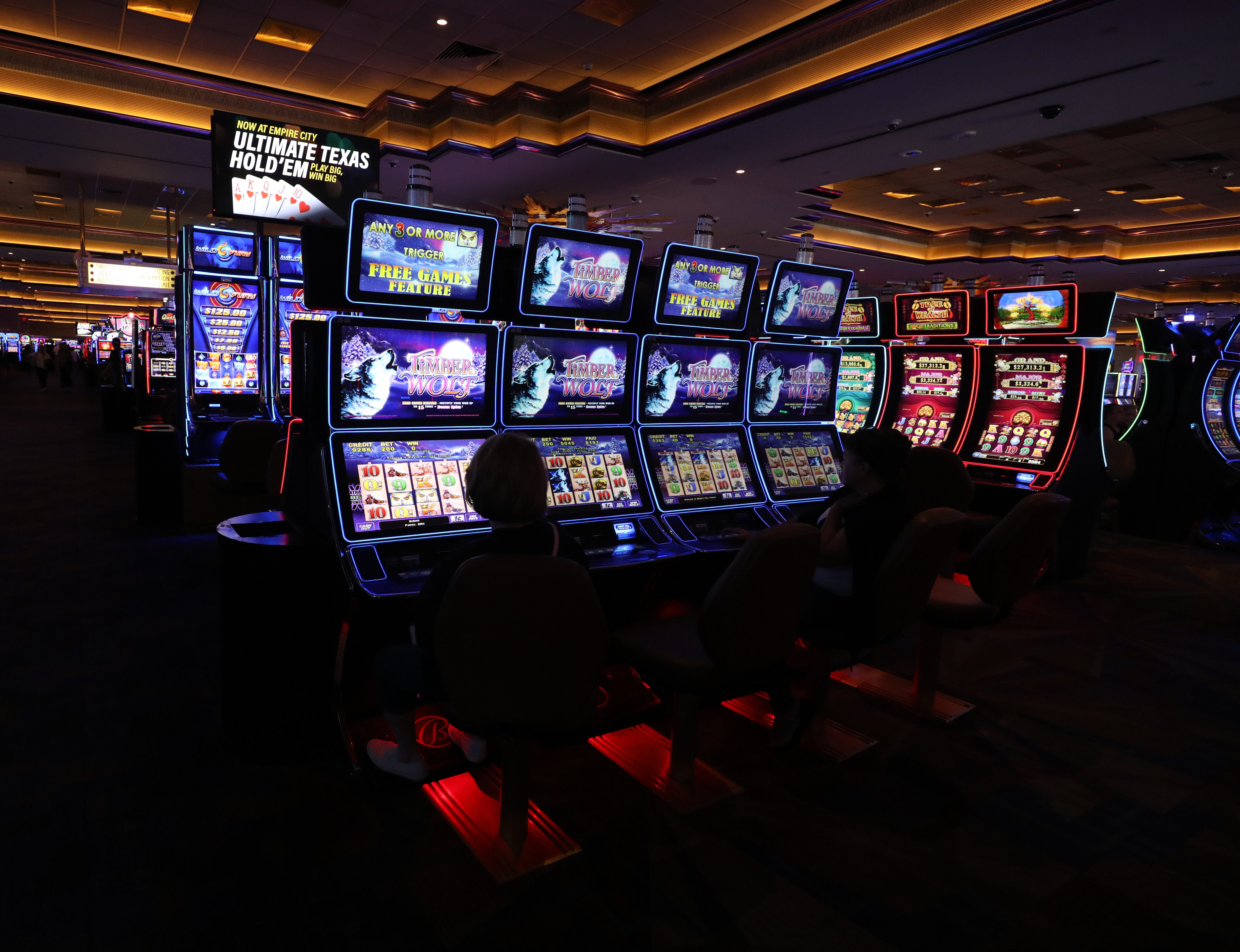 Empire city casino slot machines