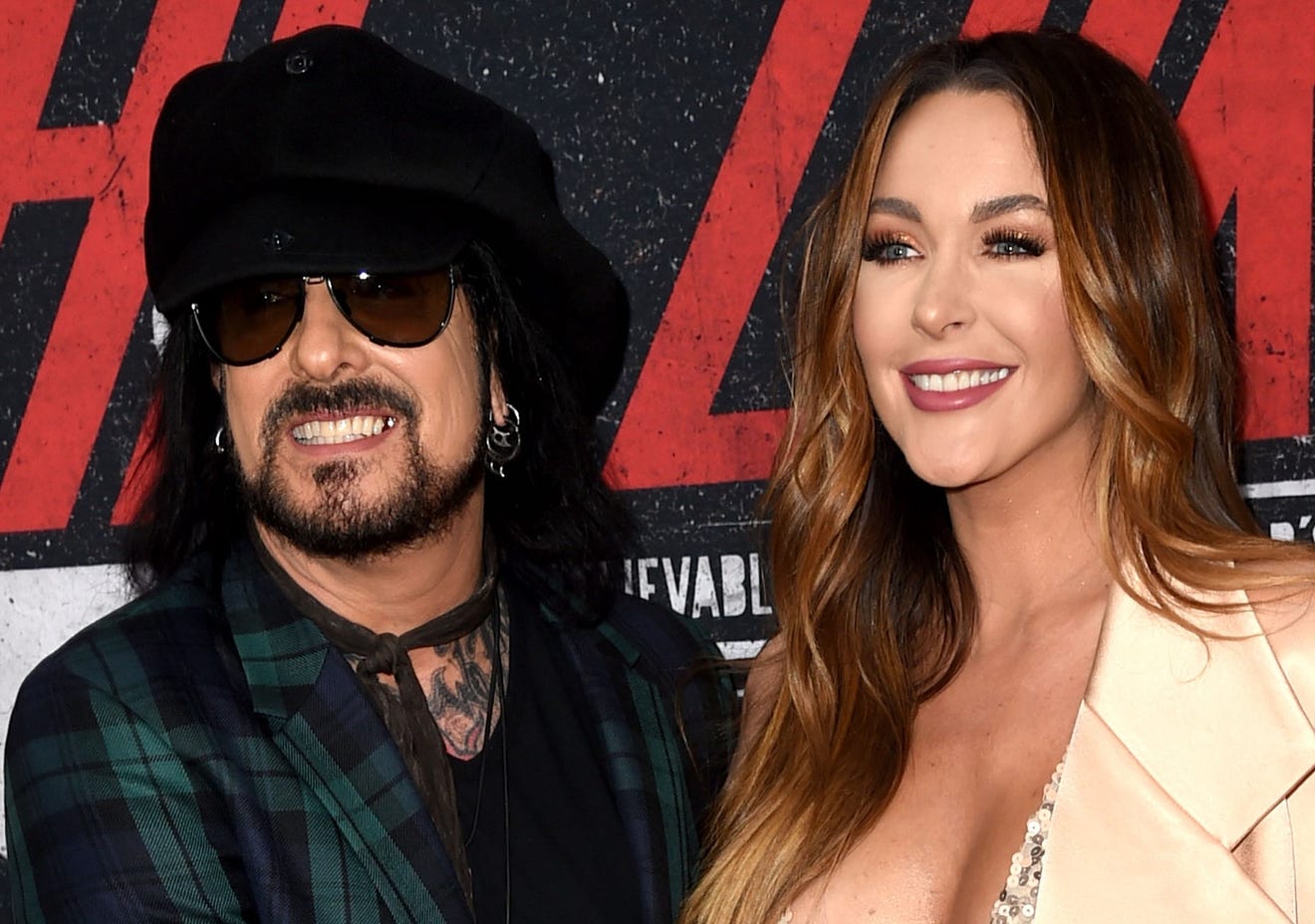 Motley Crues Nikki Sixx And Wife Courtney Welcome Daughter Ruby