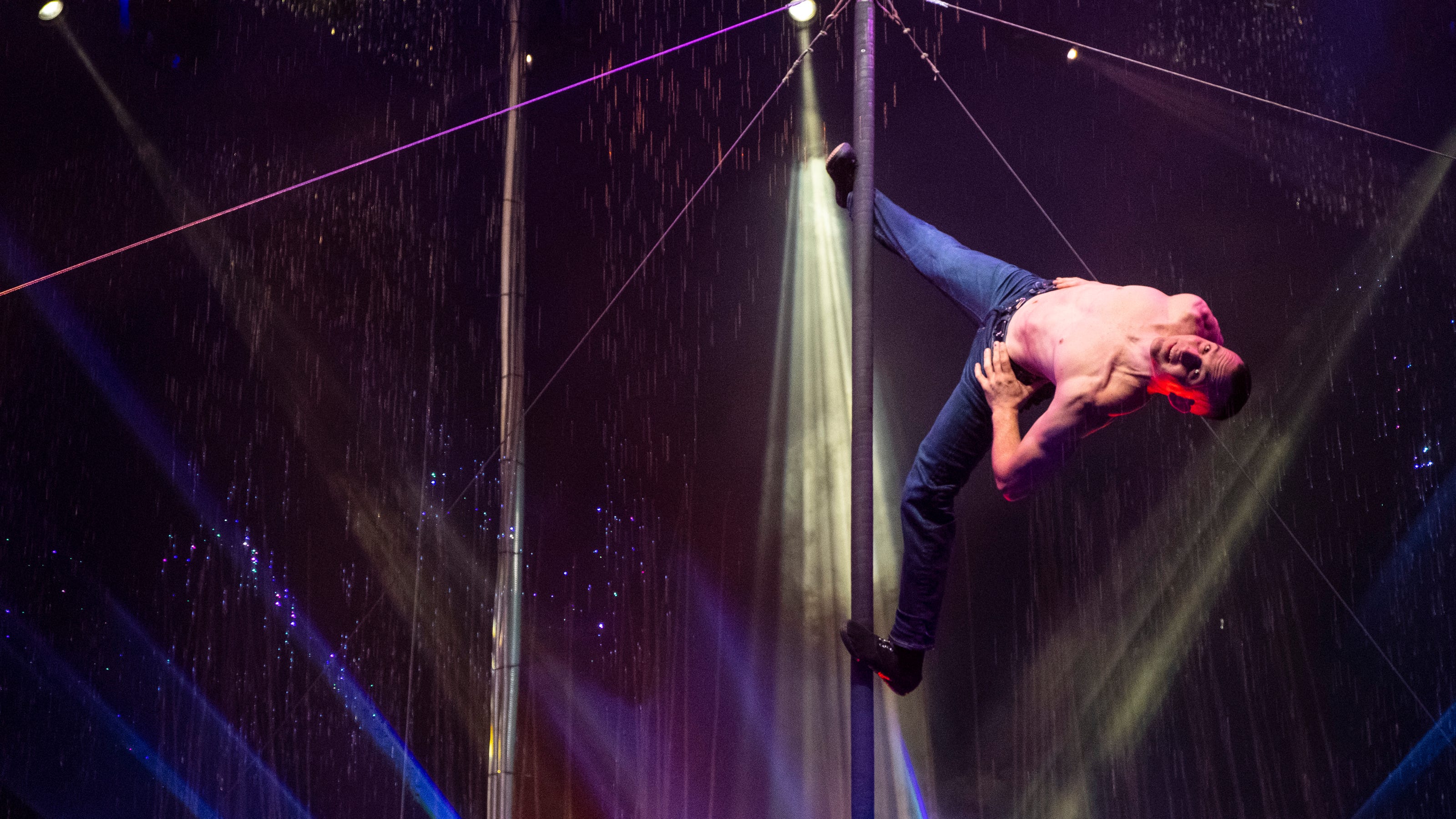 Cirque Italia brings its colorful water circus to Fort Gratiot