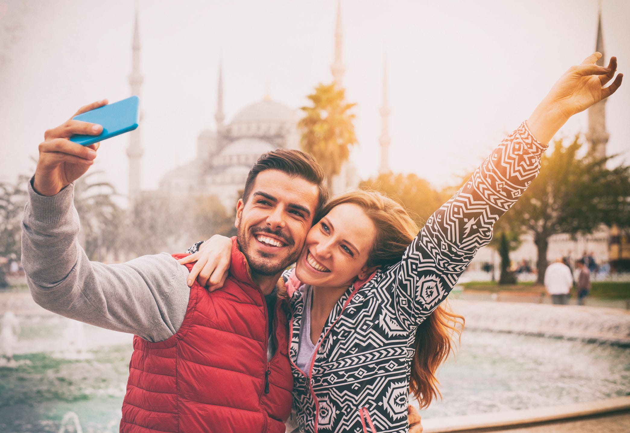 How to Take the Perfect Selfie: Tips and Poses | Skylum Blog