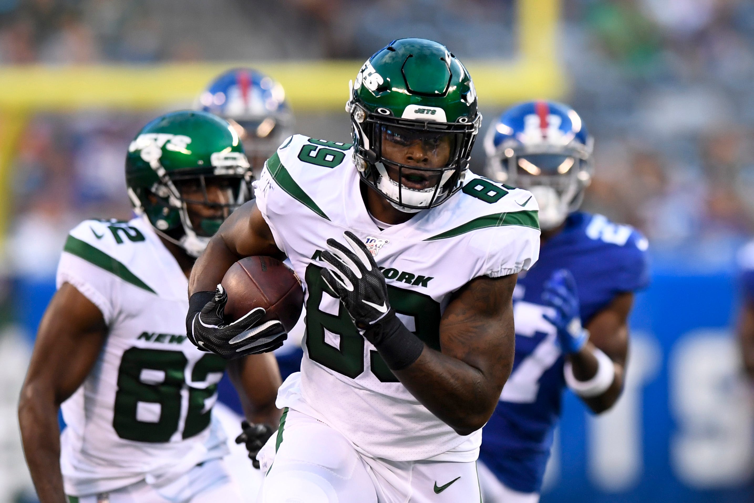 NY Jets Injury News: Chris Herndon Hurt As Suspension Ends