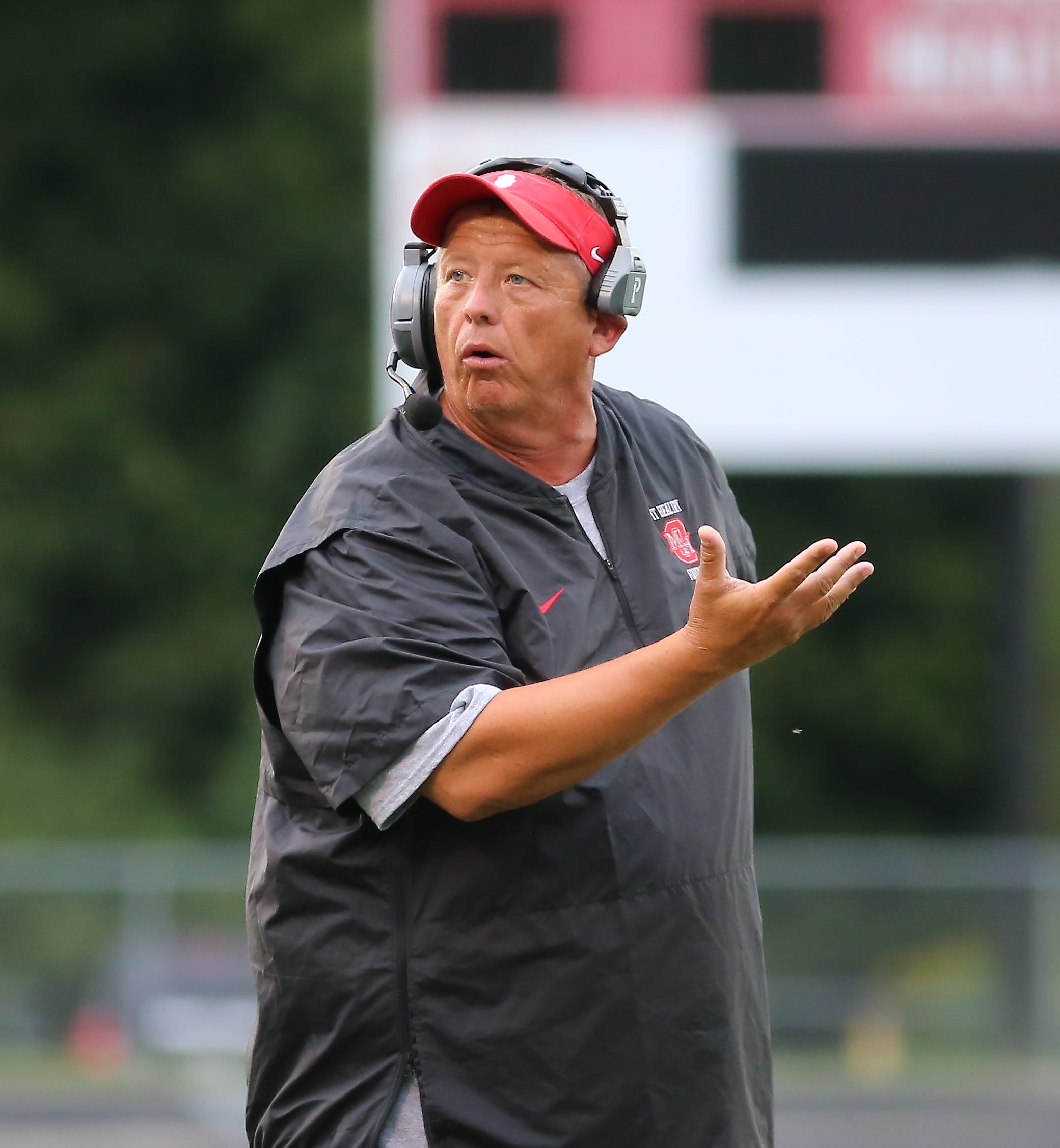 Hamilton High names Arvie Crouch of Mount Healthy as football coach