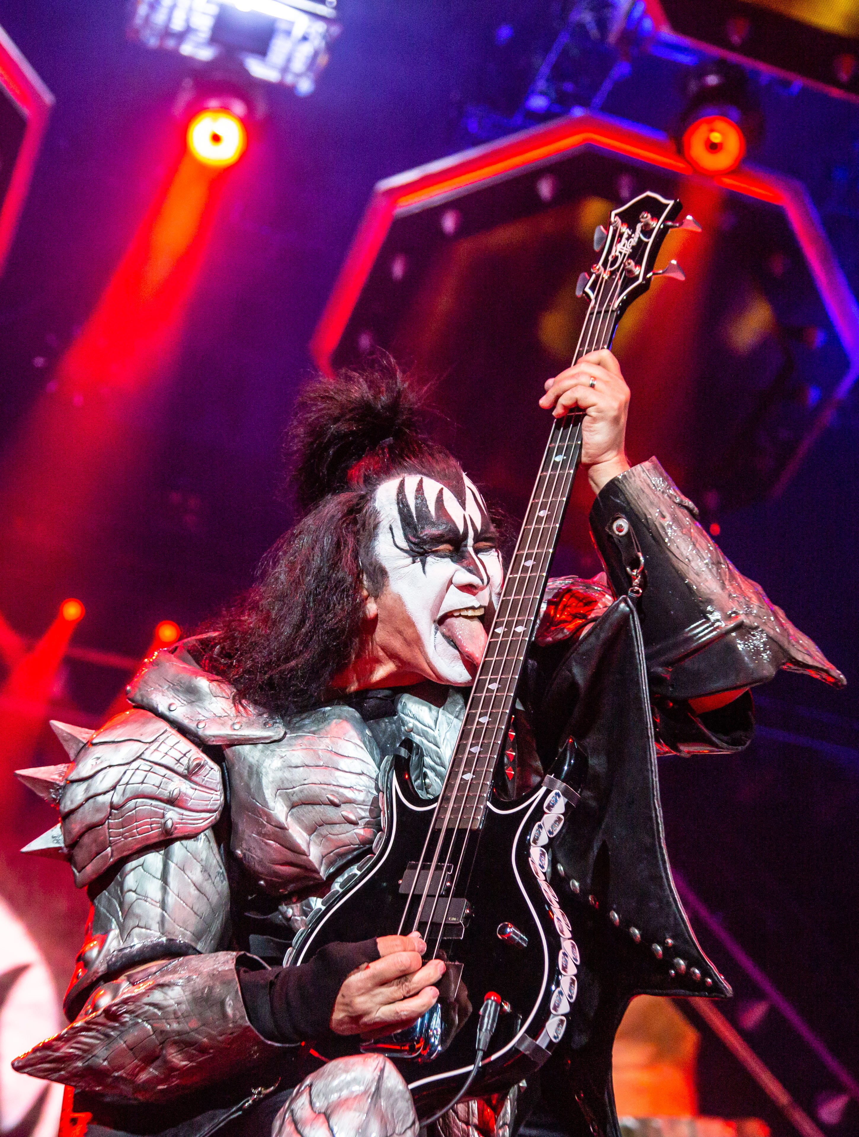 Photos: KISS rocks Des Moines on End of the Road Tour