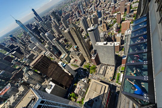 Chicago S Tilt Is A Thrilling View 1 000 Feet Above The City