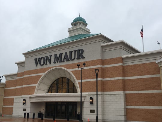 Von Maur to open second Wisconsin store at former Madison Boston Store