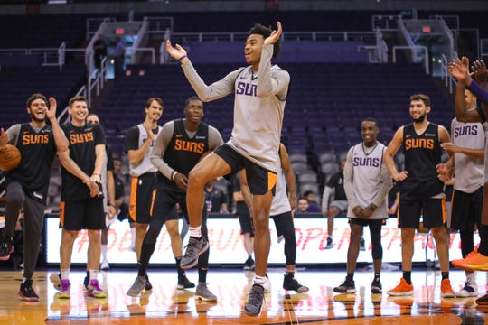 Phoenix Suns Guard Jalen Lecque dances during the Rookie dance off at the Suns Open Practice on Oct. 6, 2019 in Phoenix, Ariz.