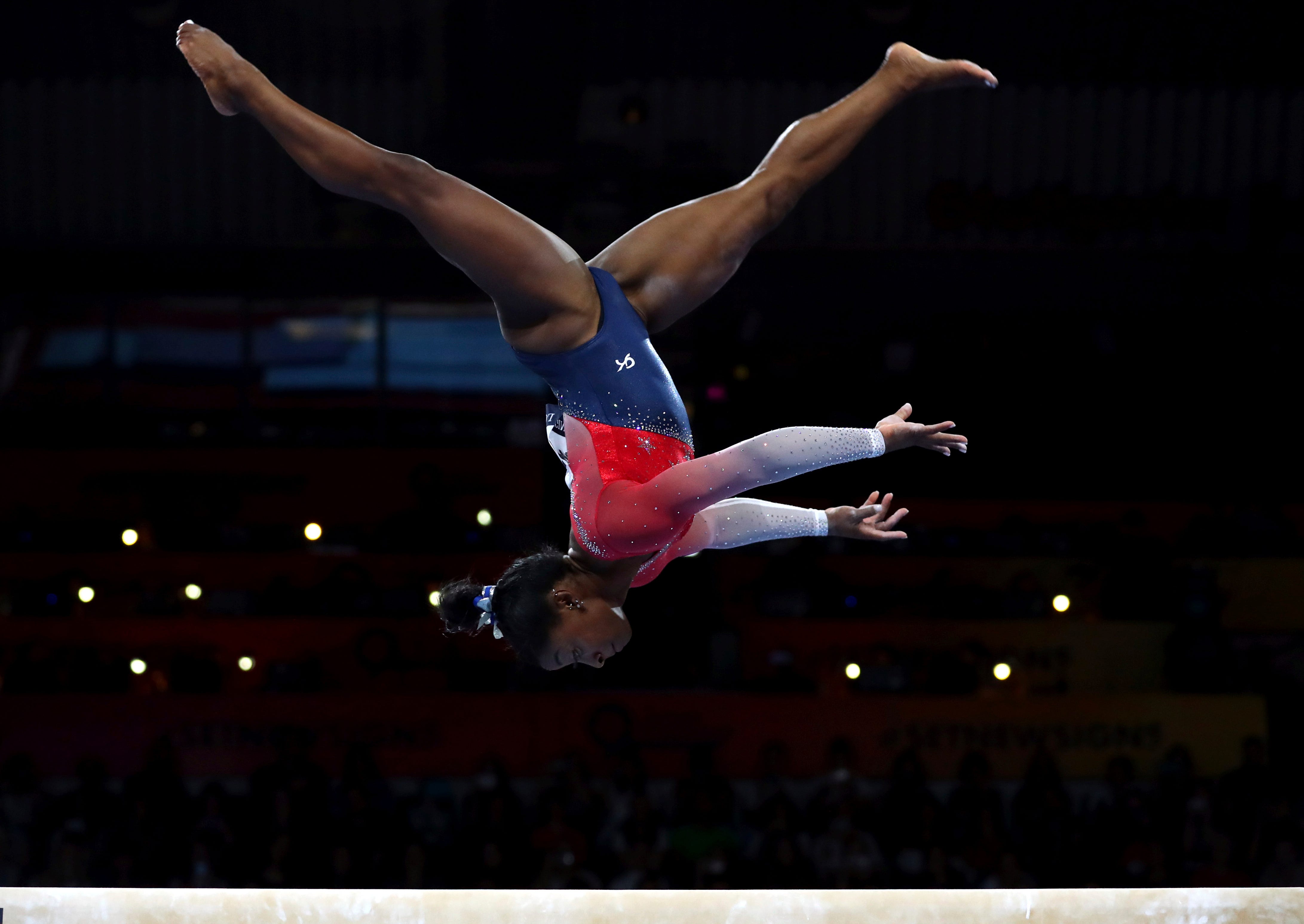 Гимнастика 2019. Simone biles Beam. Спортивная гимнастика женщины коллаж. Гимнастика мальчик и девочка. Gymnastics Team.