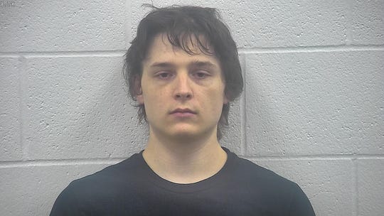 Man Sex Porn - Kentucky man facing child porn charges after receiving ...
