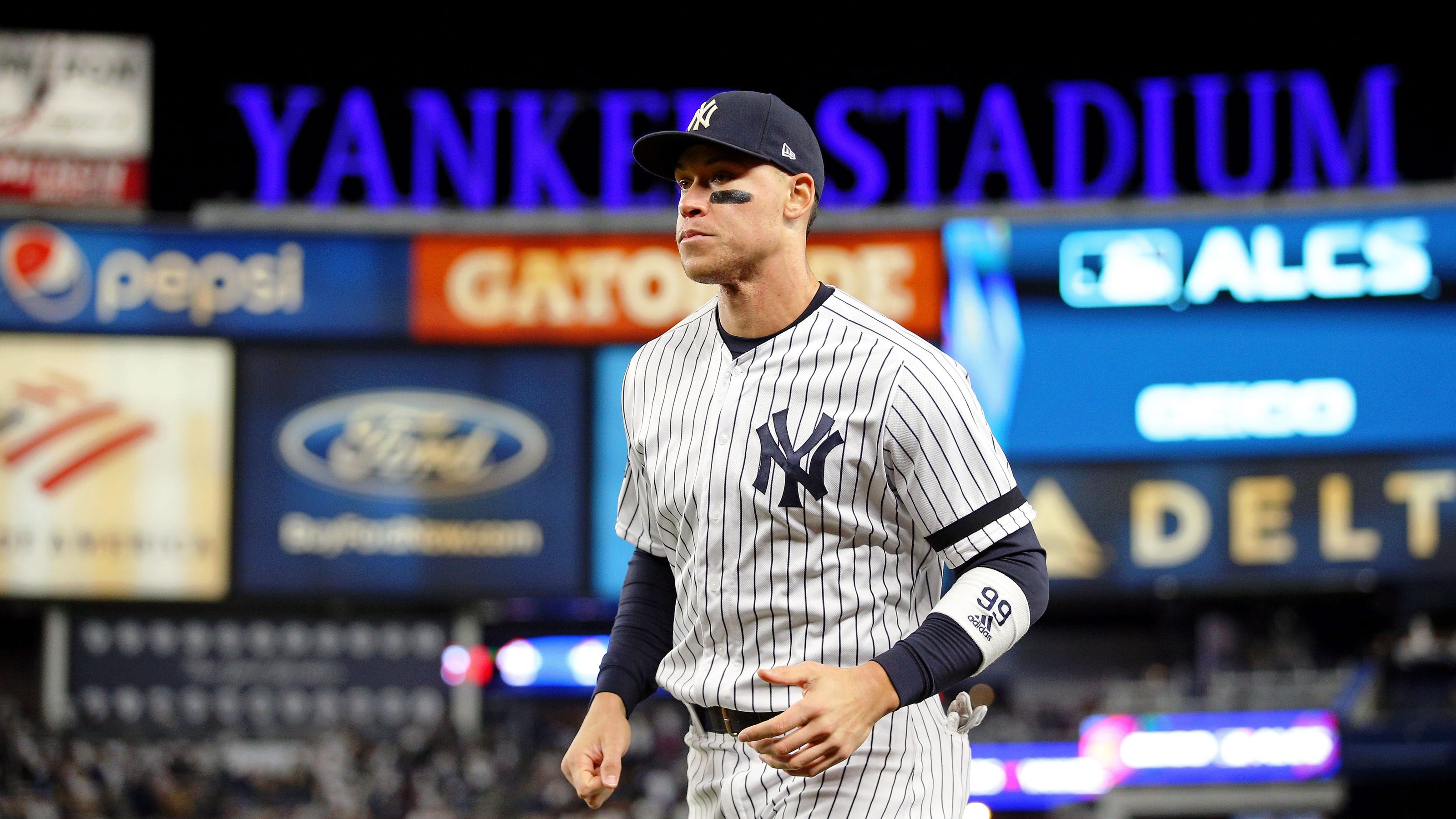 New York Yankees, Aaron Judge settle on contract to avoid arbitration