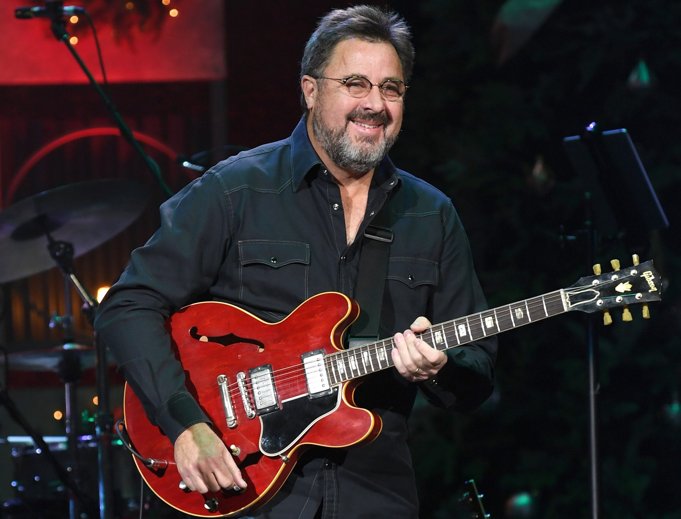 Vince Gill S Weidner Center Concert Was Heartfelt Perfection   Bddb2cfe D2a0 4ac5 8200 113a75f676fc GettyImages 1074088144 