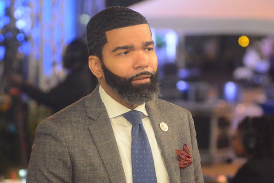 Mayor Chokwe Antar Lumumba takes on Siemens, lauds road gains