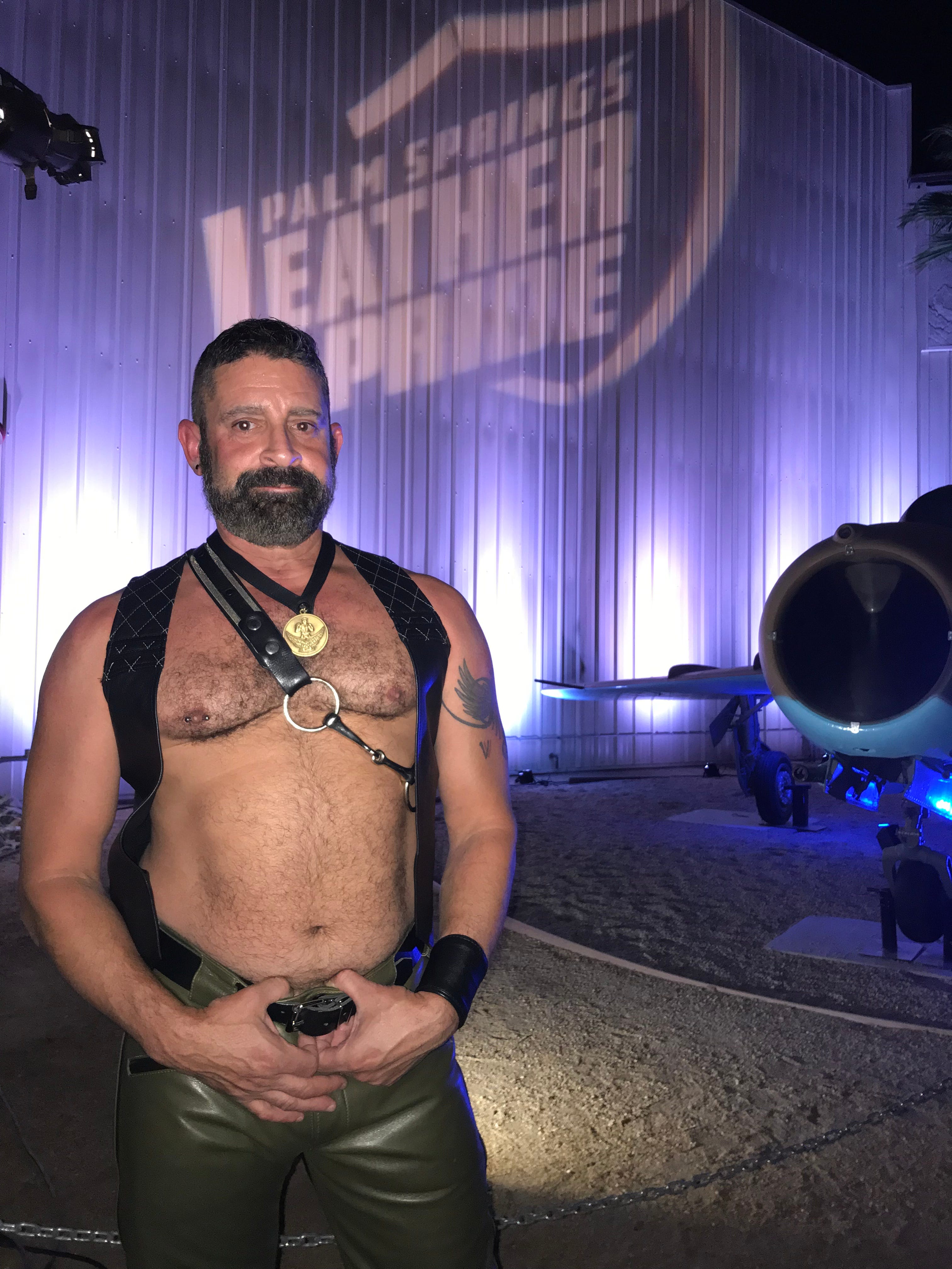 leather gay bars palm springs