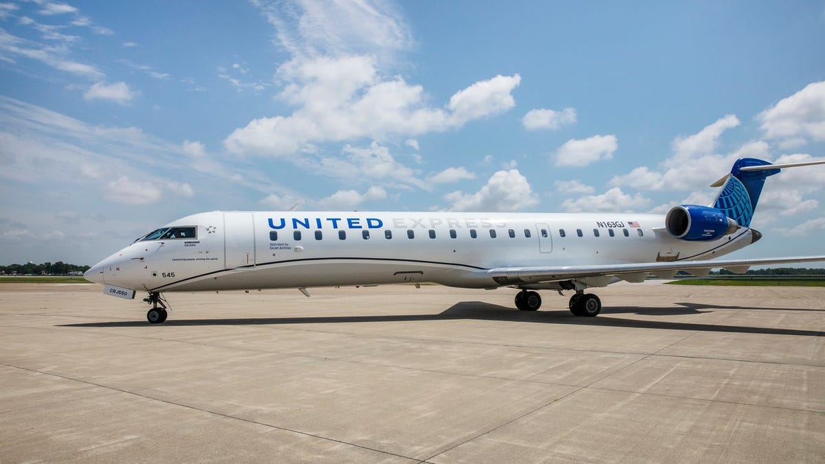 United Airlines now flies two daily roundtrip flights between Indianapolis and Chicago on the new CRJ-550.