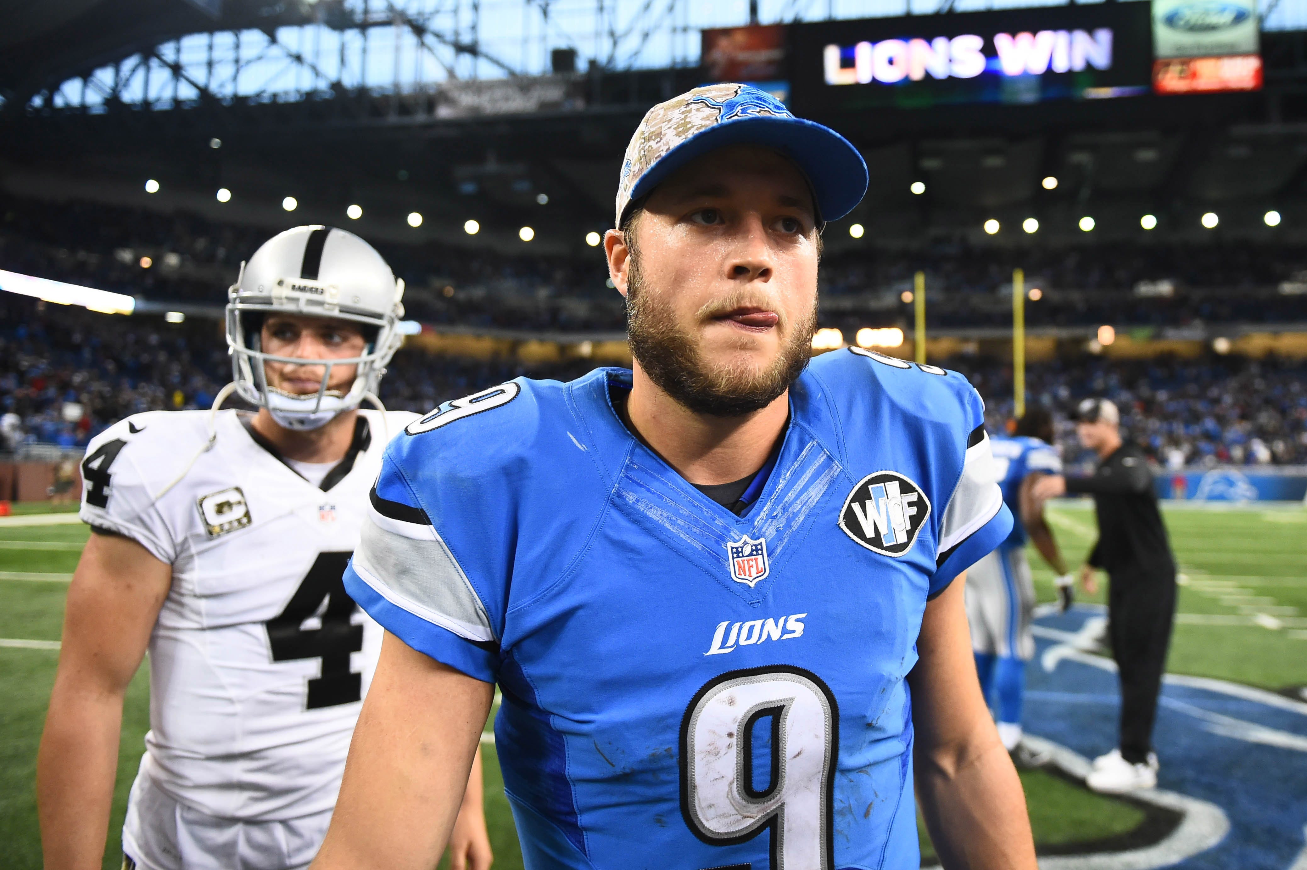 Detroit Lions QB Matthew Stafford (back) Out Against Chicago Bears