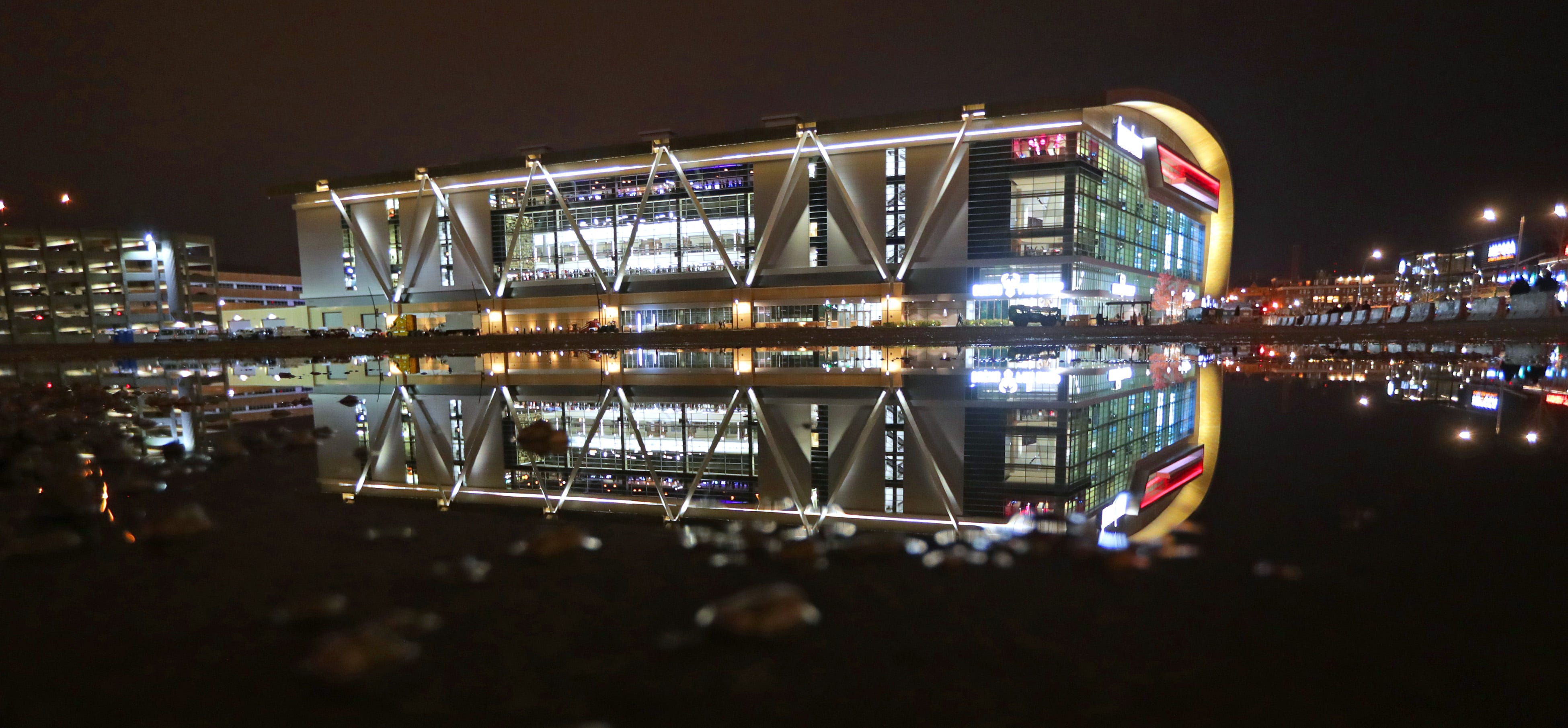 Fiserv Forum Will Host Wisconsin Badgers Hockey Tournament