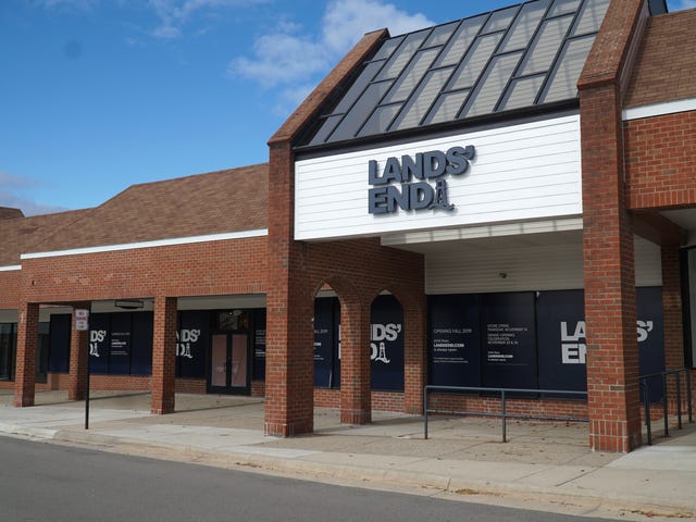 Lands End Opening Thursday In West Oaks Ii Shopping Center In Novi