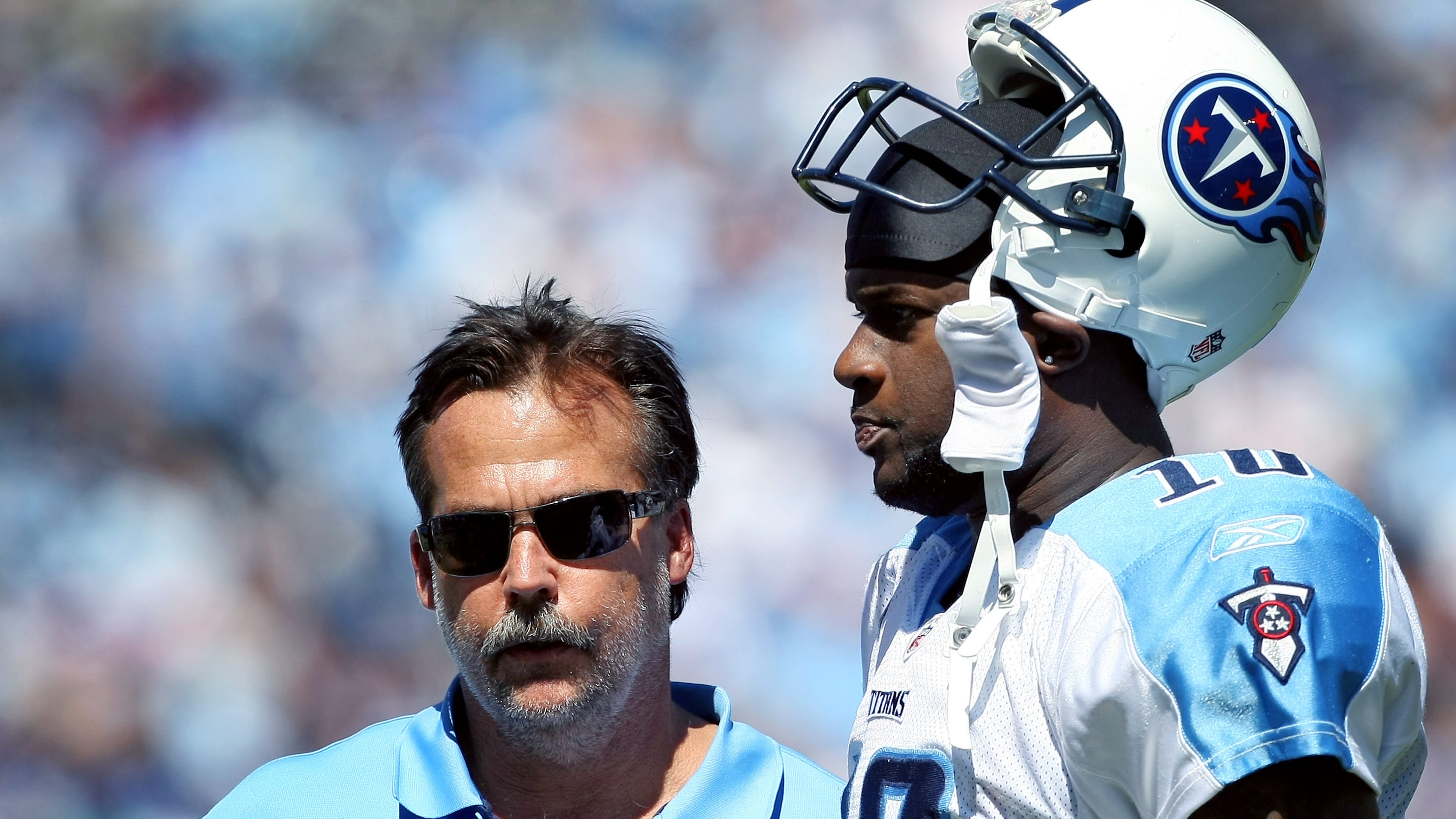 Jeff Fisher interested in Tennessee Vols football coaching job