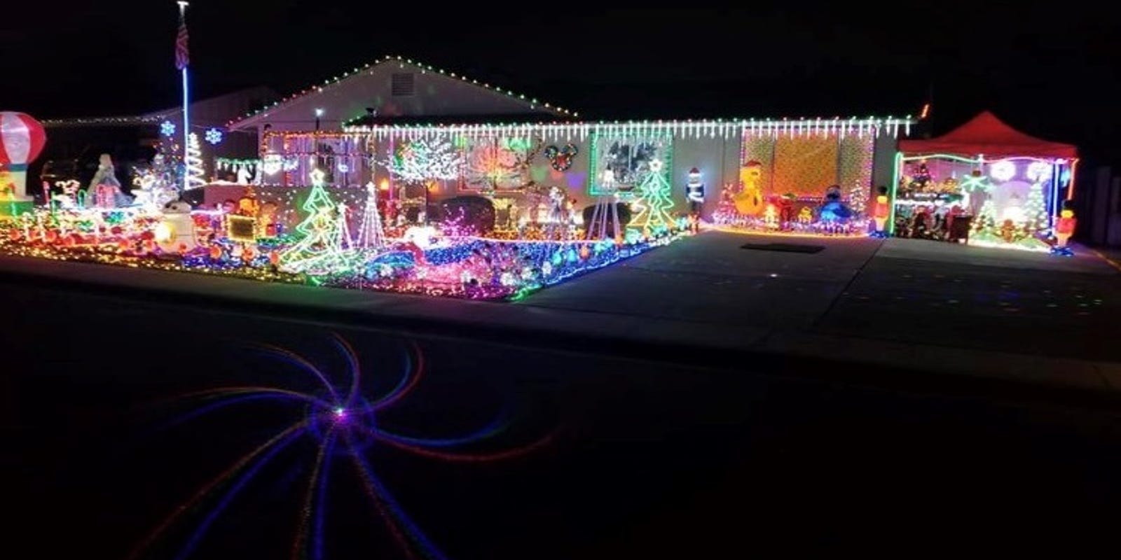 Phoenix holiday lights map Find a location near you