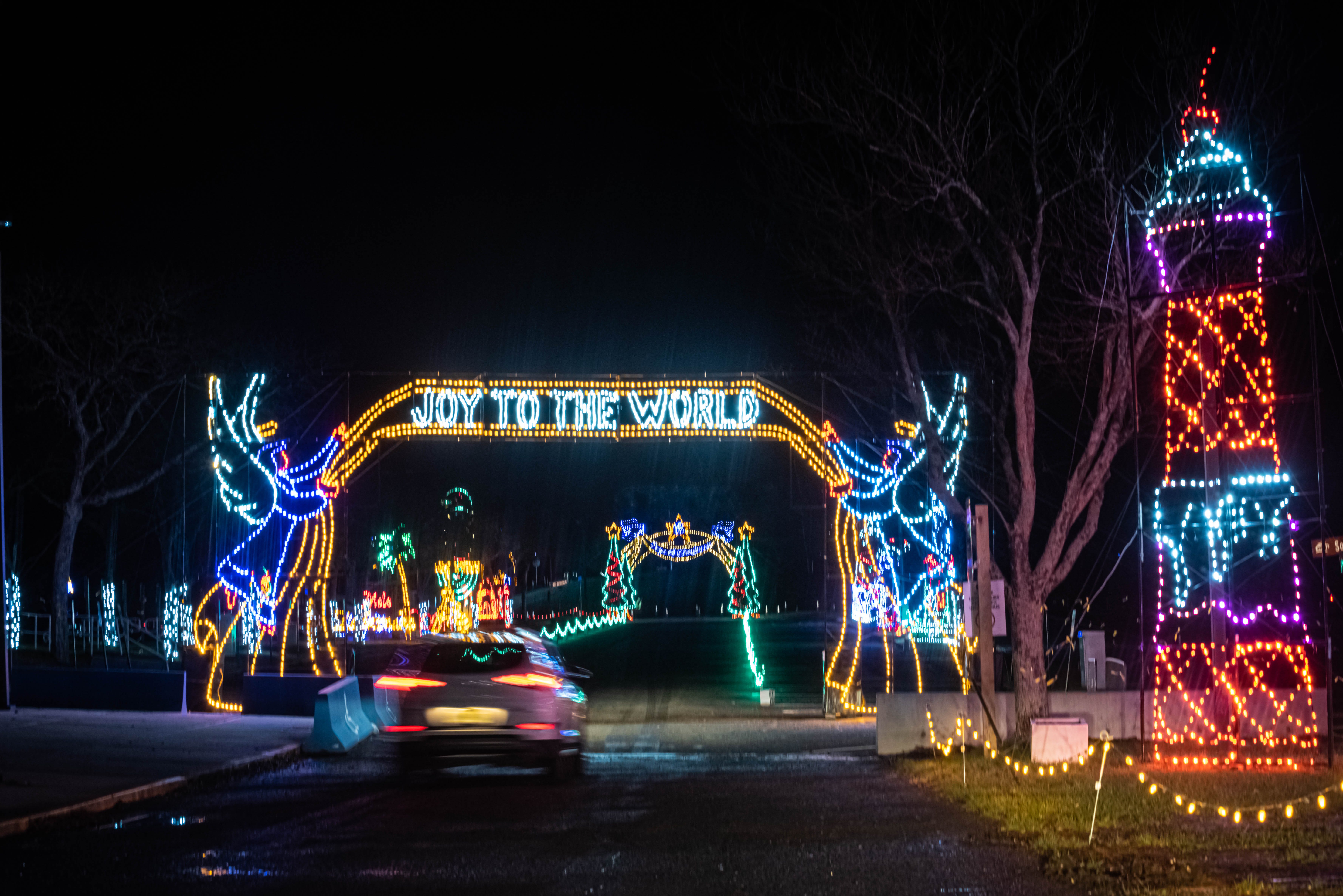 Drive-Through Christmas Lights In Nj, Ny, Pa. For 2021