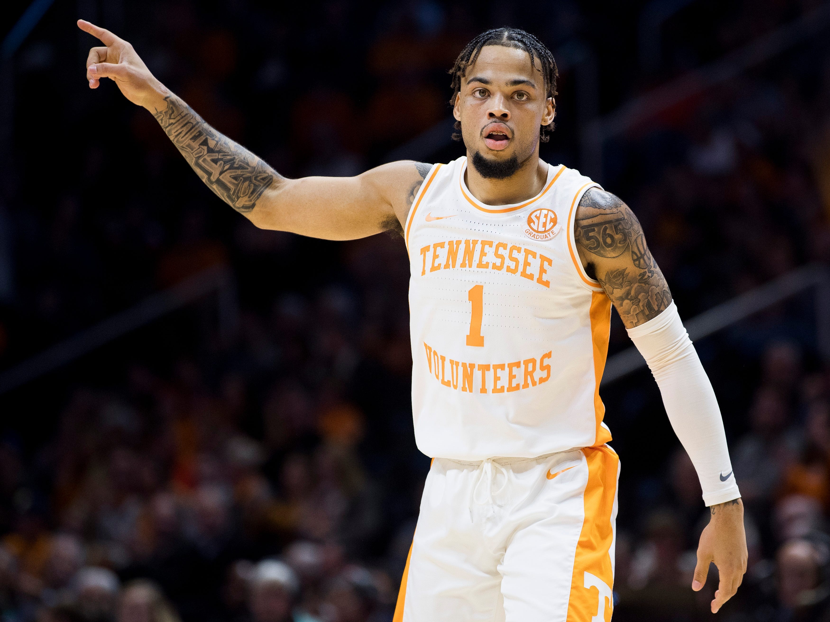 tennessee volunteers men's basketball roster