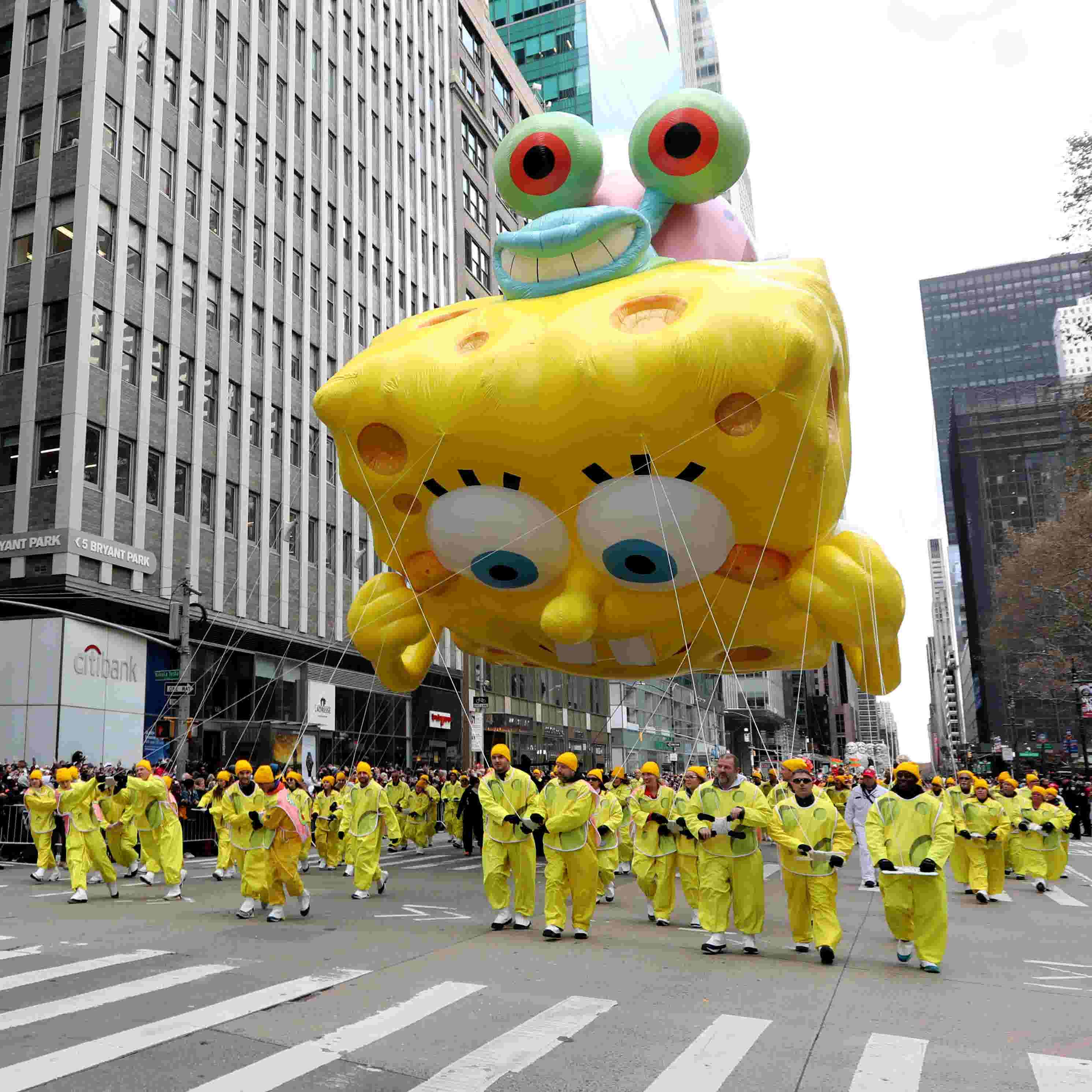 Праздники в америке день благодарения. Парад Macy s. Macy's Thanksgiving Parade. Парад на день Благодарения в Нью-Йорке. День благотворения США.