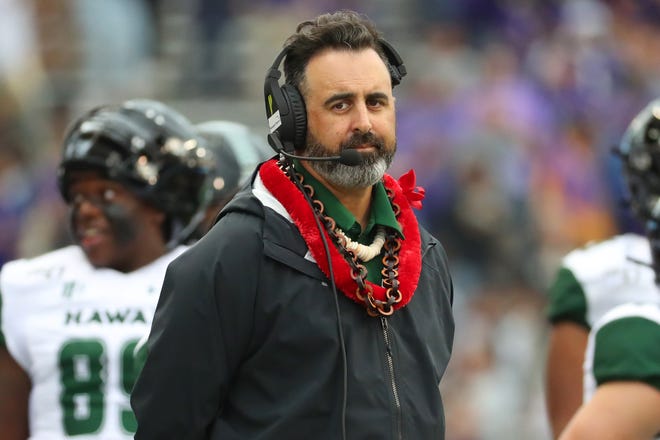 Hawaii coach Nick Rolovich alleged to have assaulted photographer